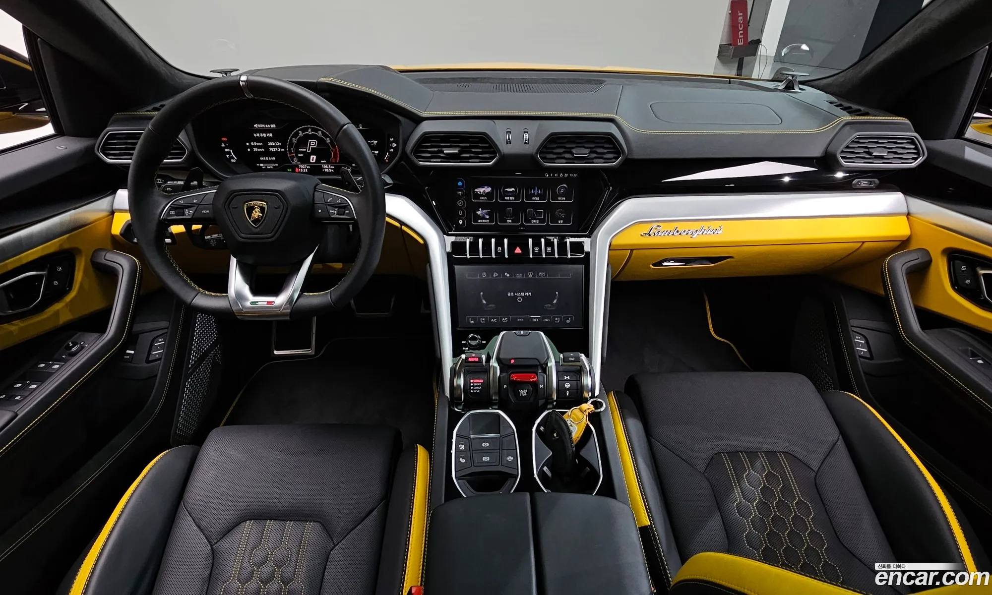 Lamborghini Urus 2024 — 8