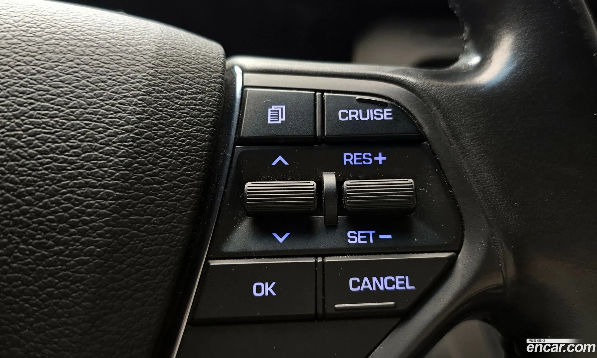 Hyundai LF Sonata Hybrid