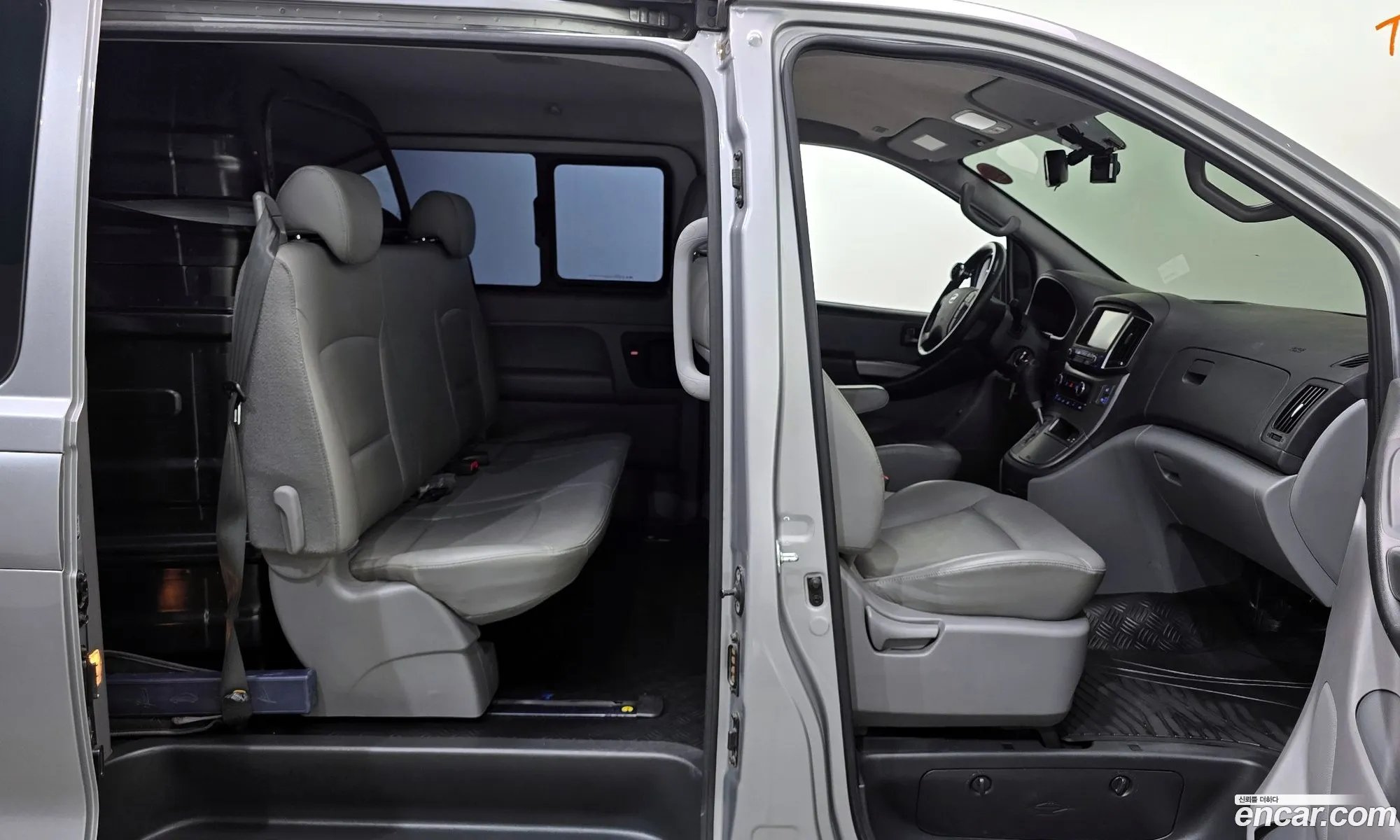 Hyundai Grand Starex 2019 — 4