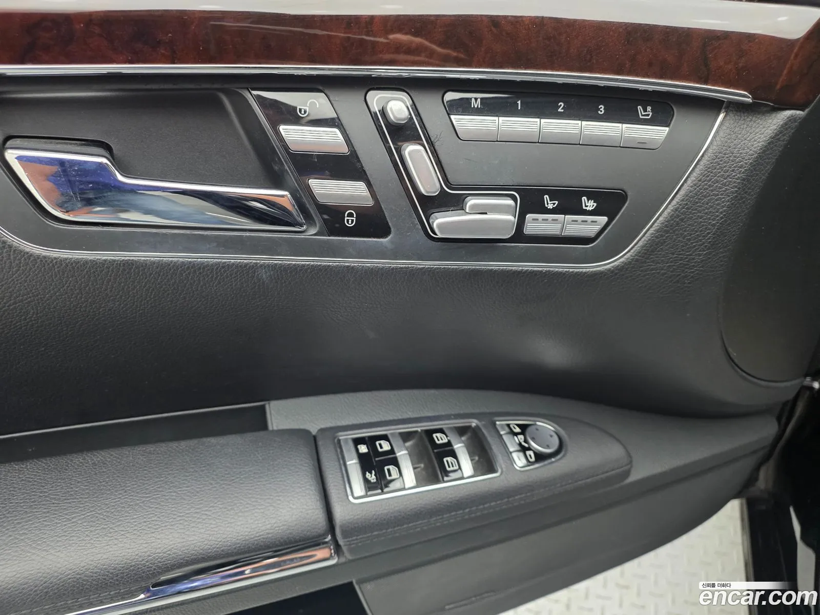 Mercedes-Benz S-Class W221 2009 — 2