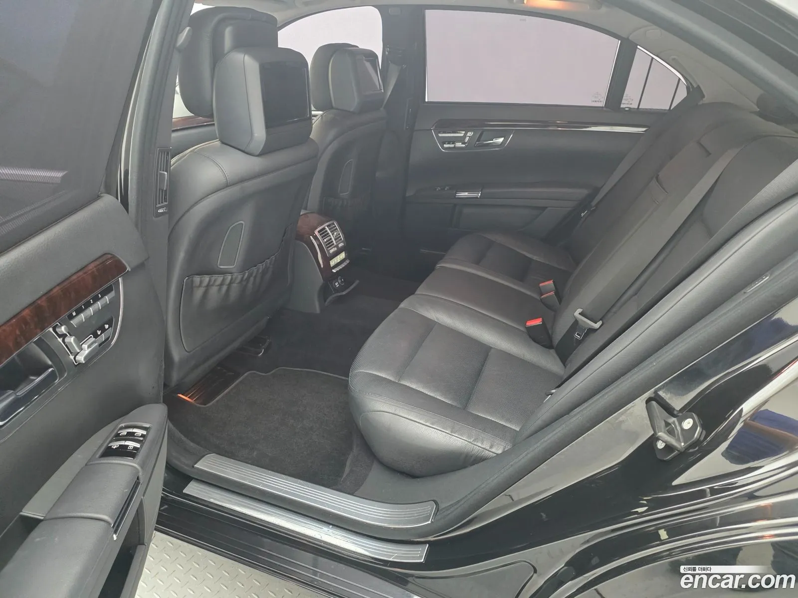 Mercedes-Benz S-Class W221 2009 — 3