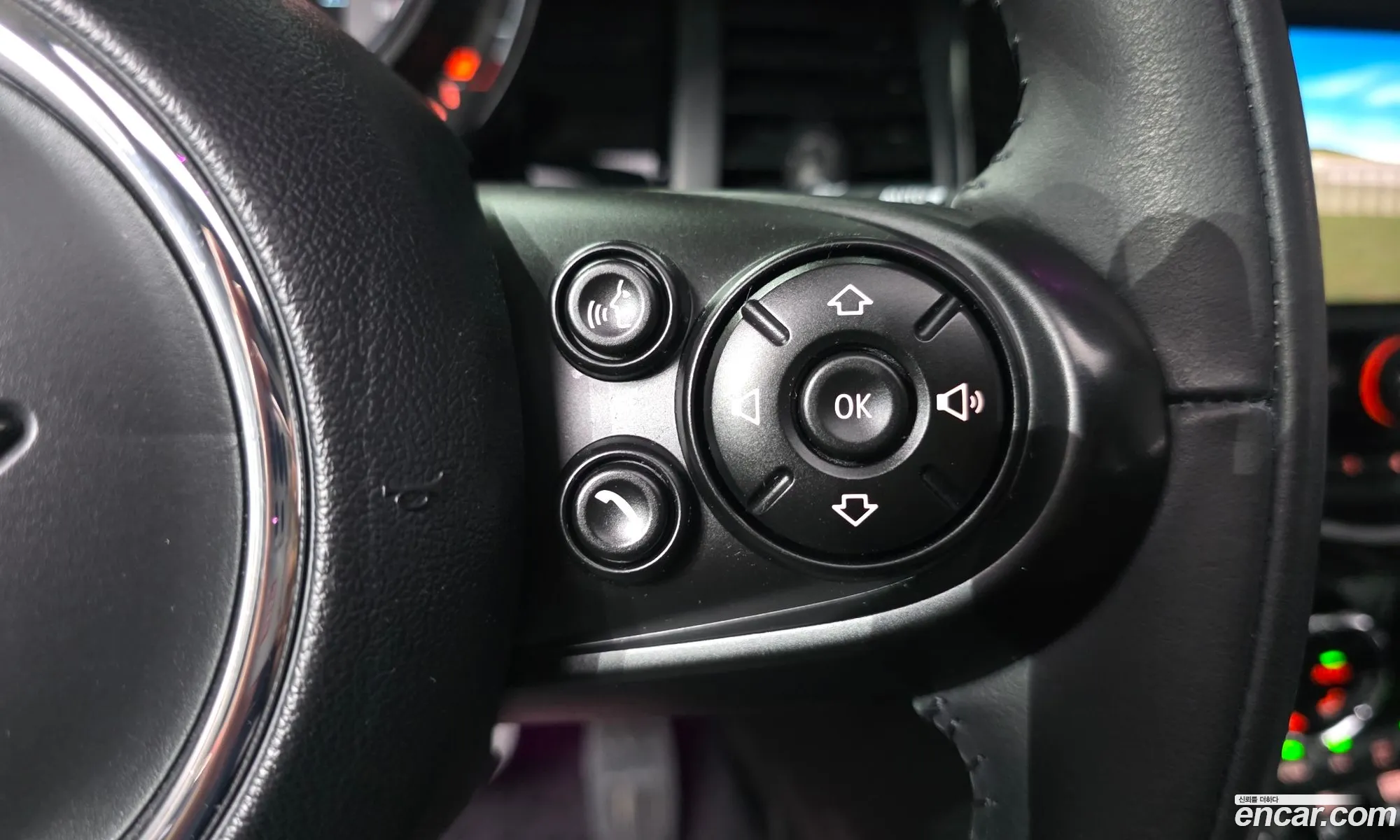 Mini Cooper 2020 WMWXV7103L2M85618 — 11