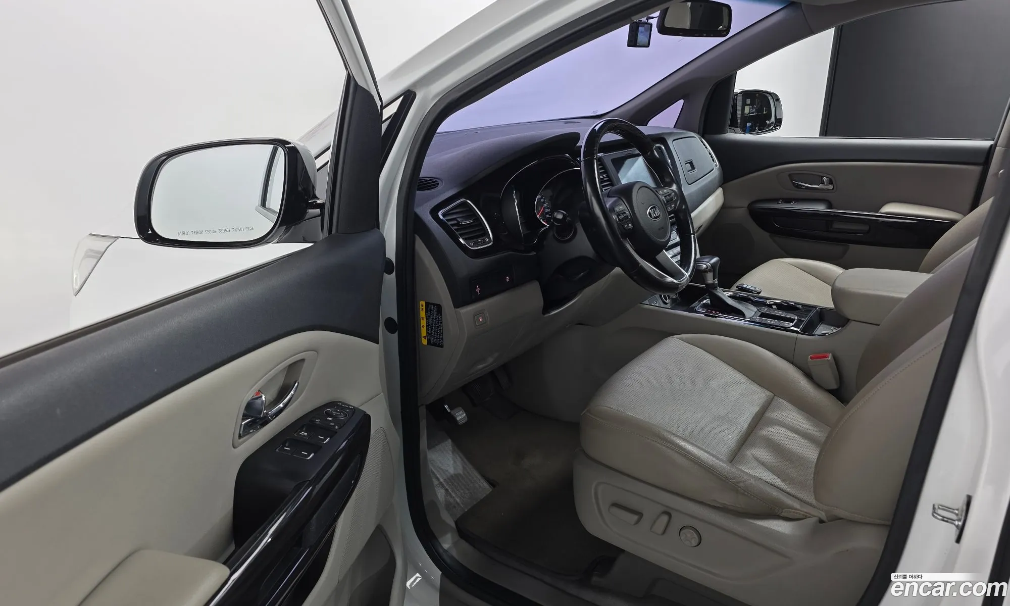 Kia Carnival 2019 — 20