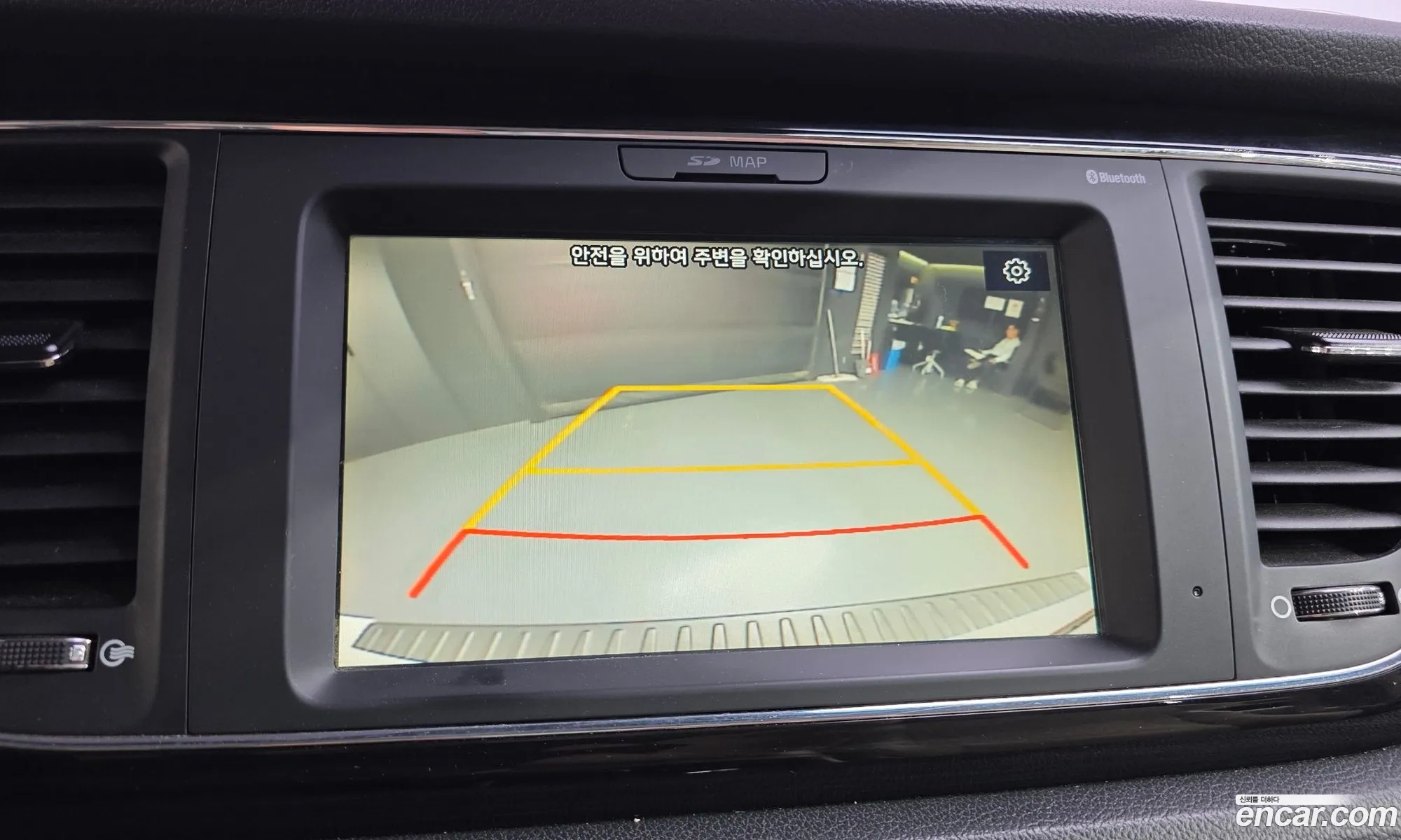 Kia Carnival 2019 — 17