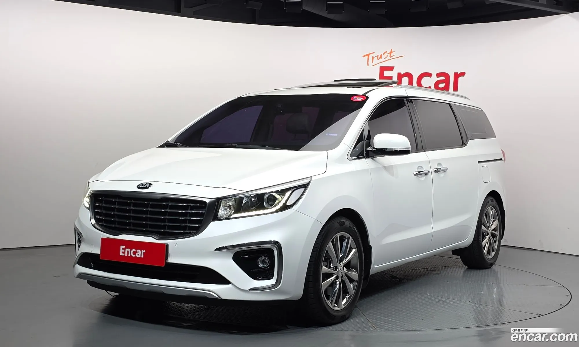 Kia Carnival 2019 — 11