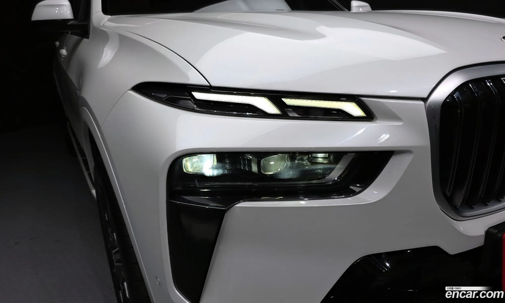 BMW X7 2024 — 27