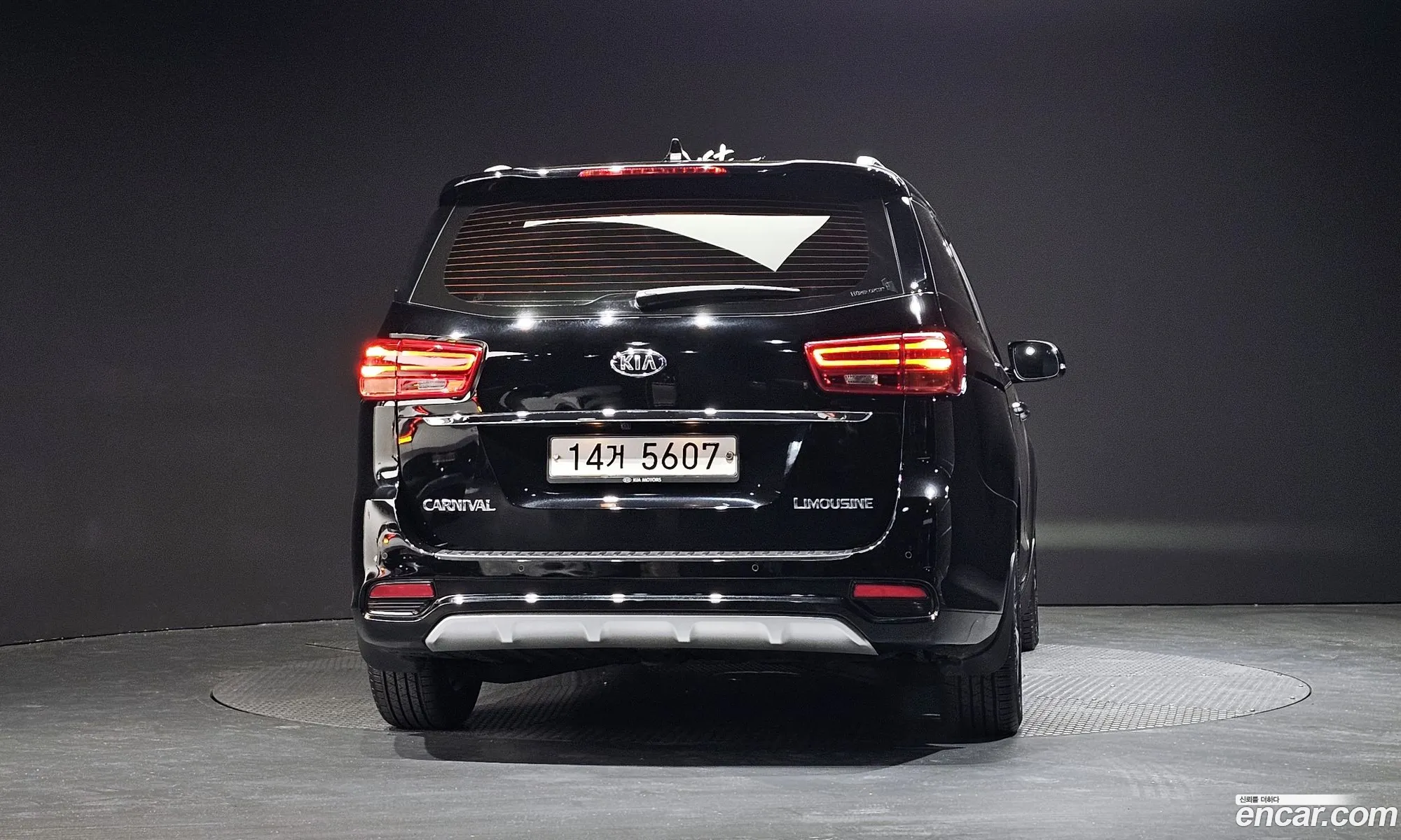 Kia Carnival 2018 — 25