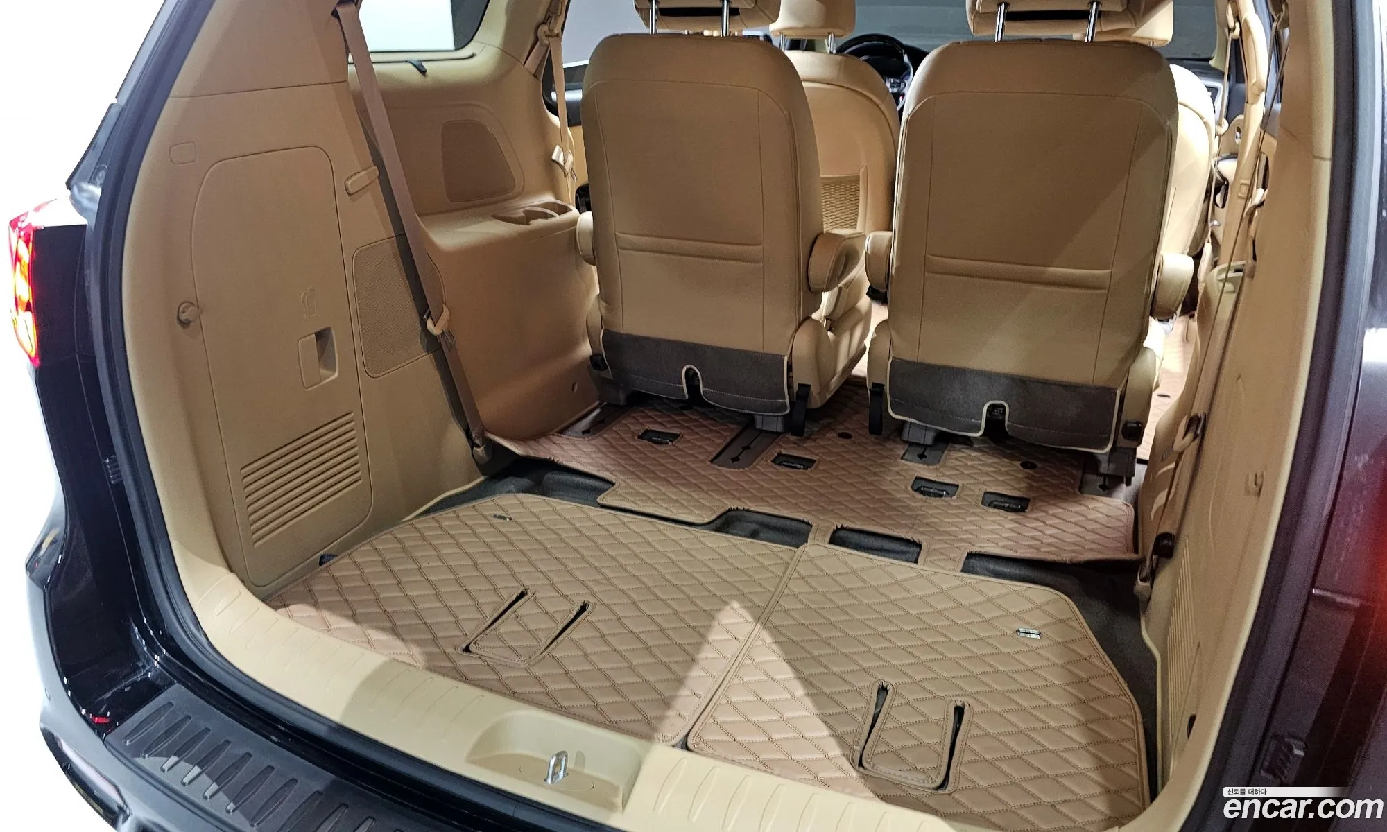 Kia Carnival 2018 — 6