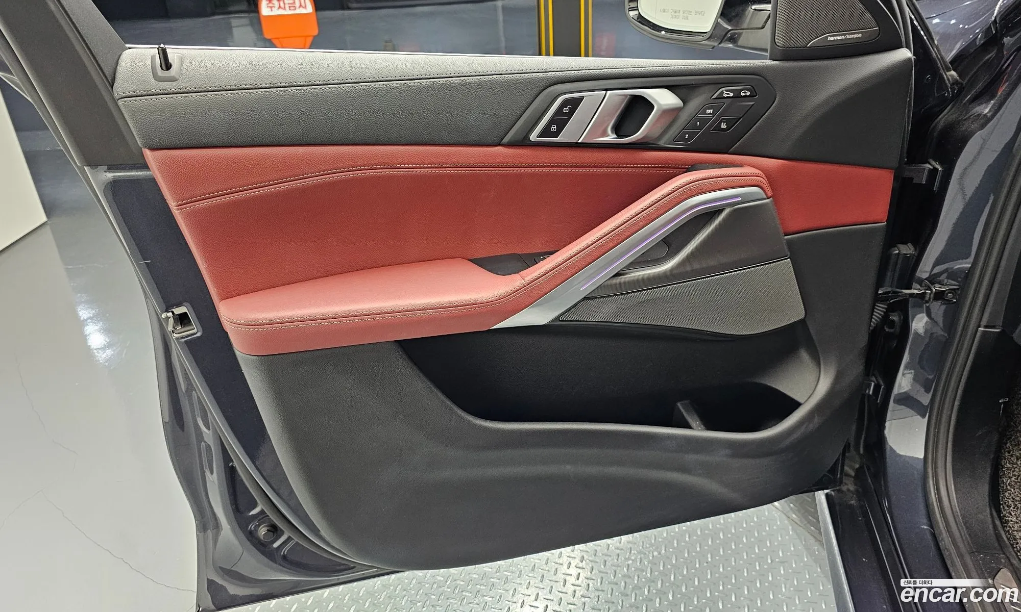 BMW X6 2020 — 32