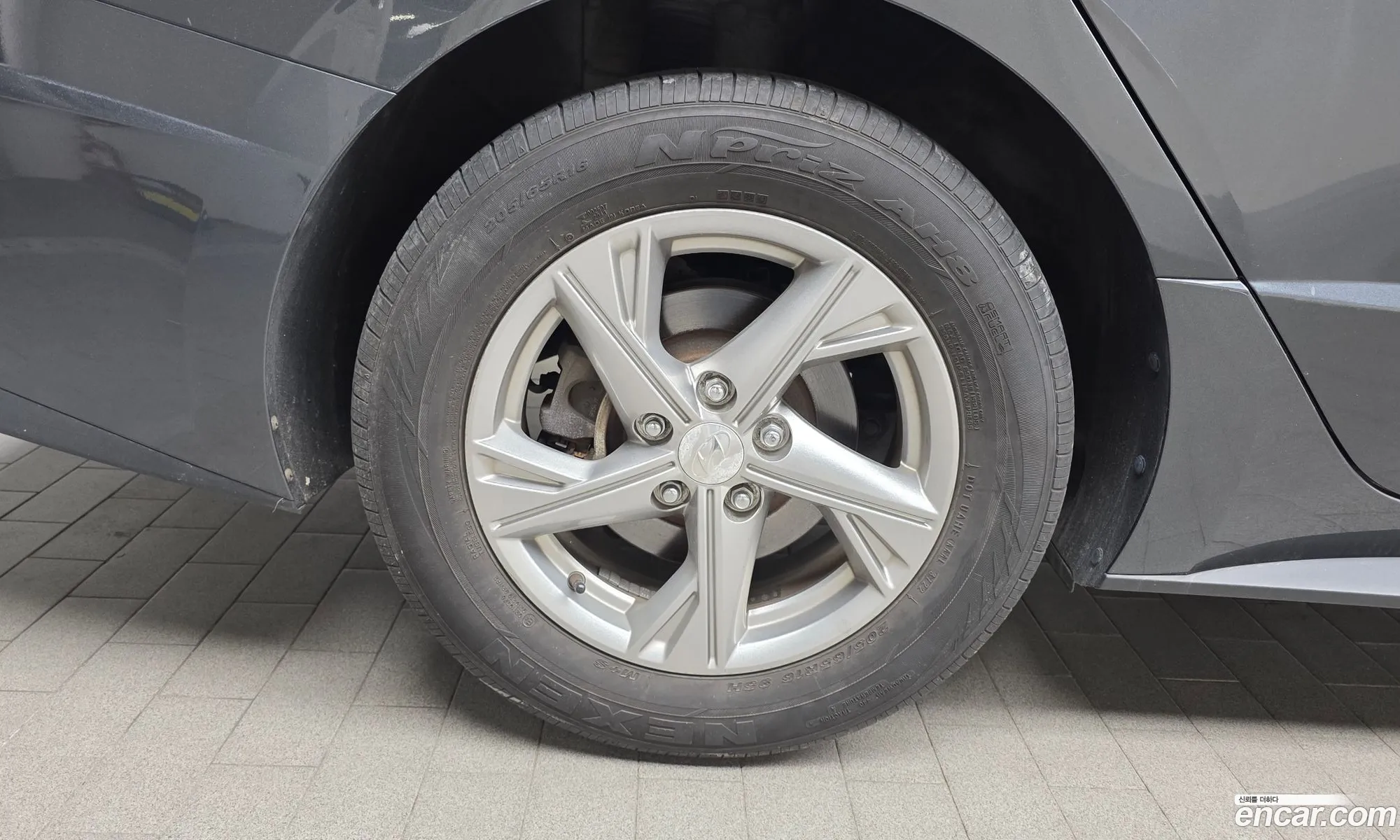 Hyundai Sonata 2019 — 28