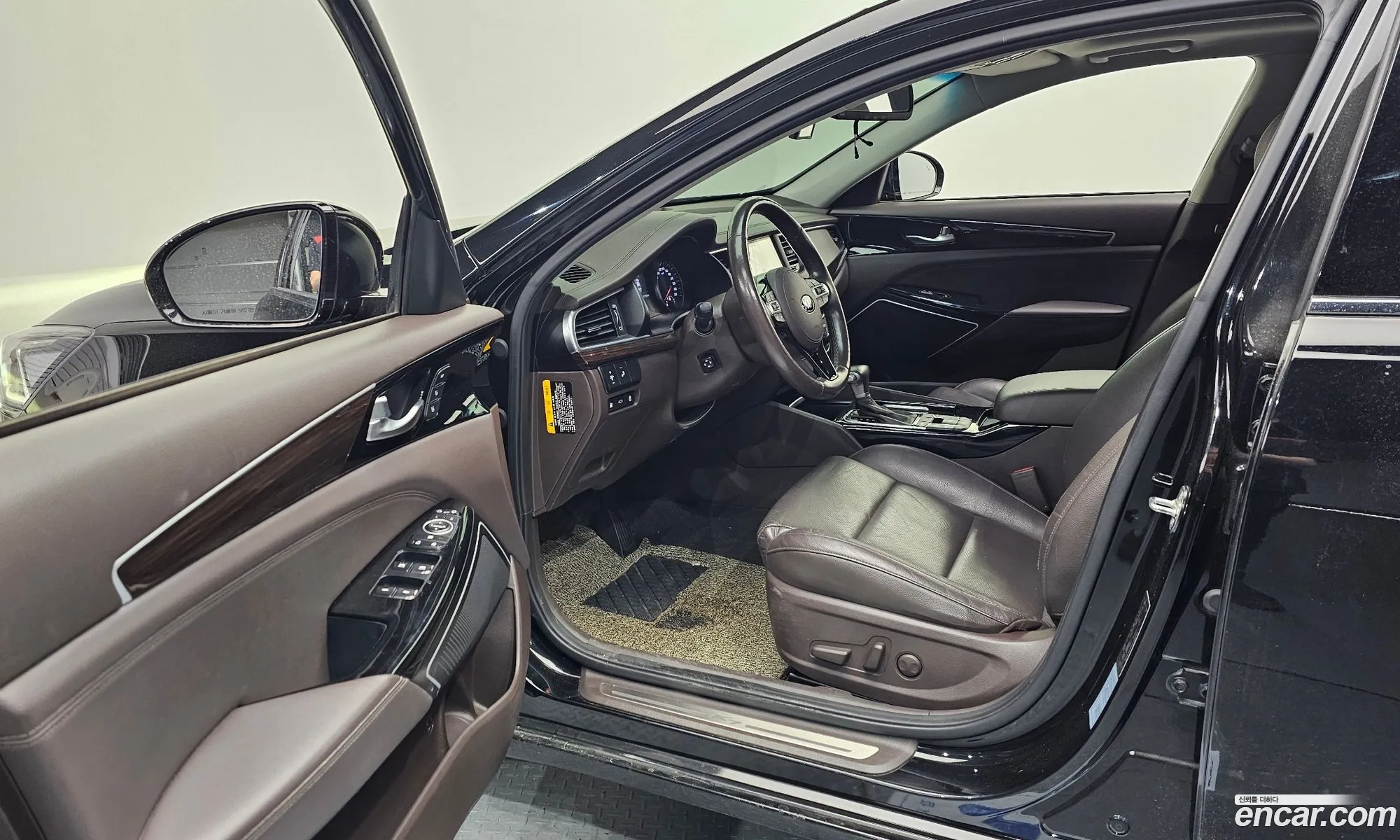 Kia K7 2018 — 29