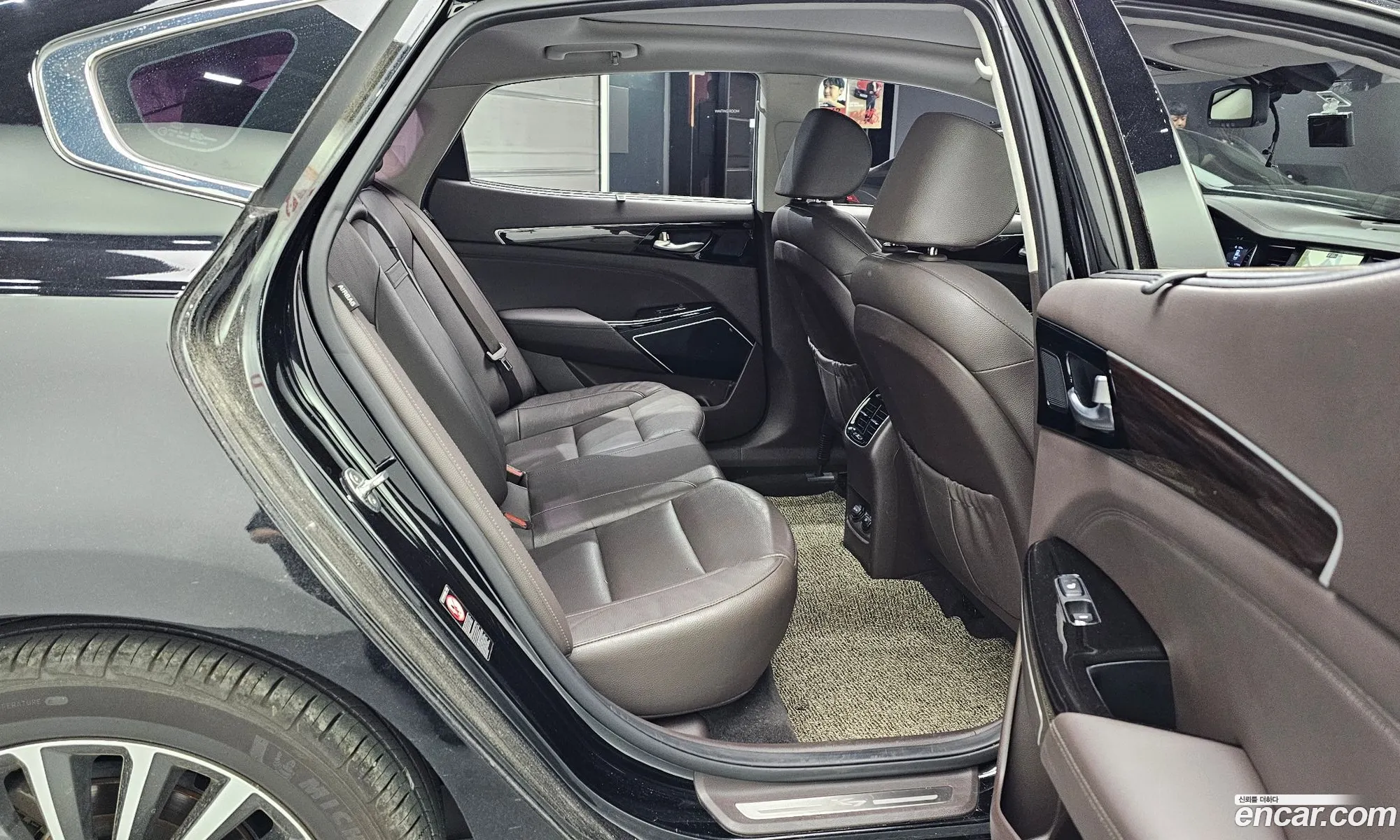 Kia K7 2018 — 21