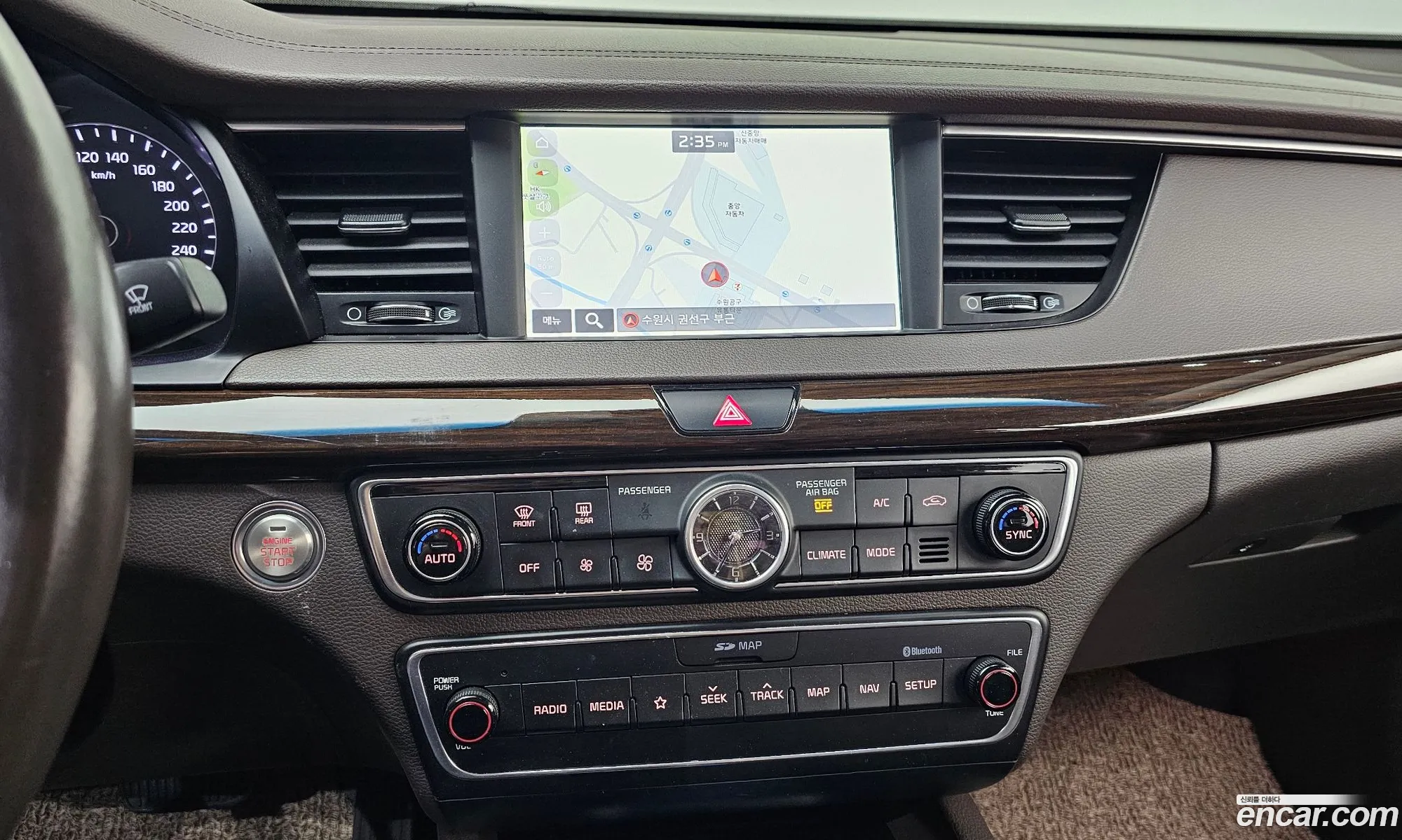 Kia K7 2018 — 2