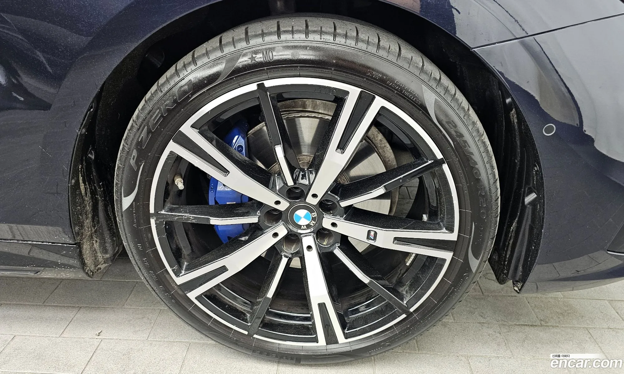 BMW 5 Series 2024 — 32
