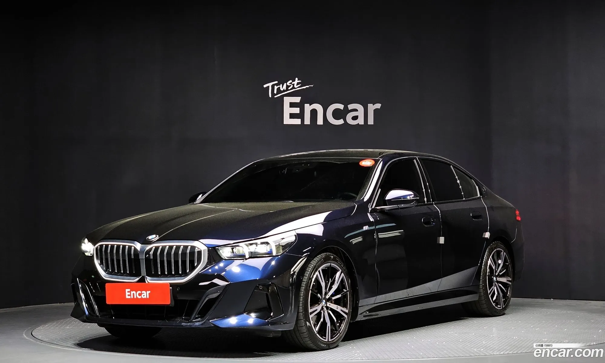 BMW 5 Series 2024 — 34
