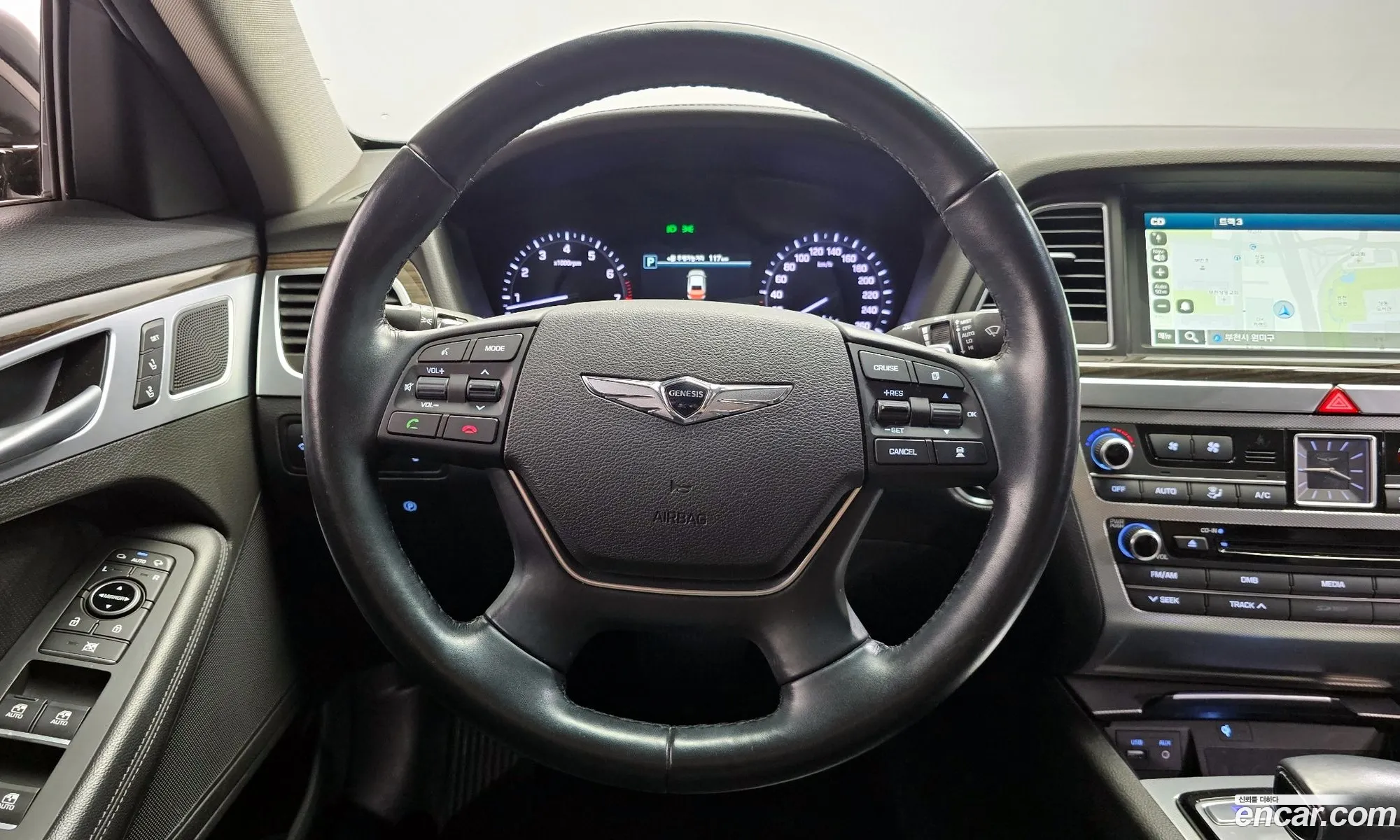 Genesis G80 2017 — 19