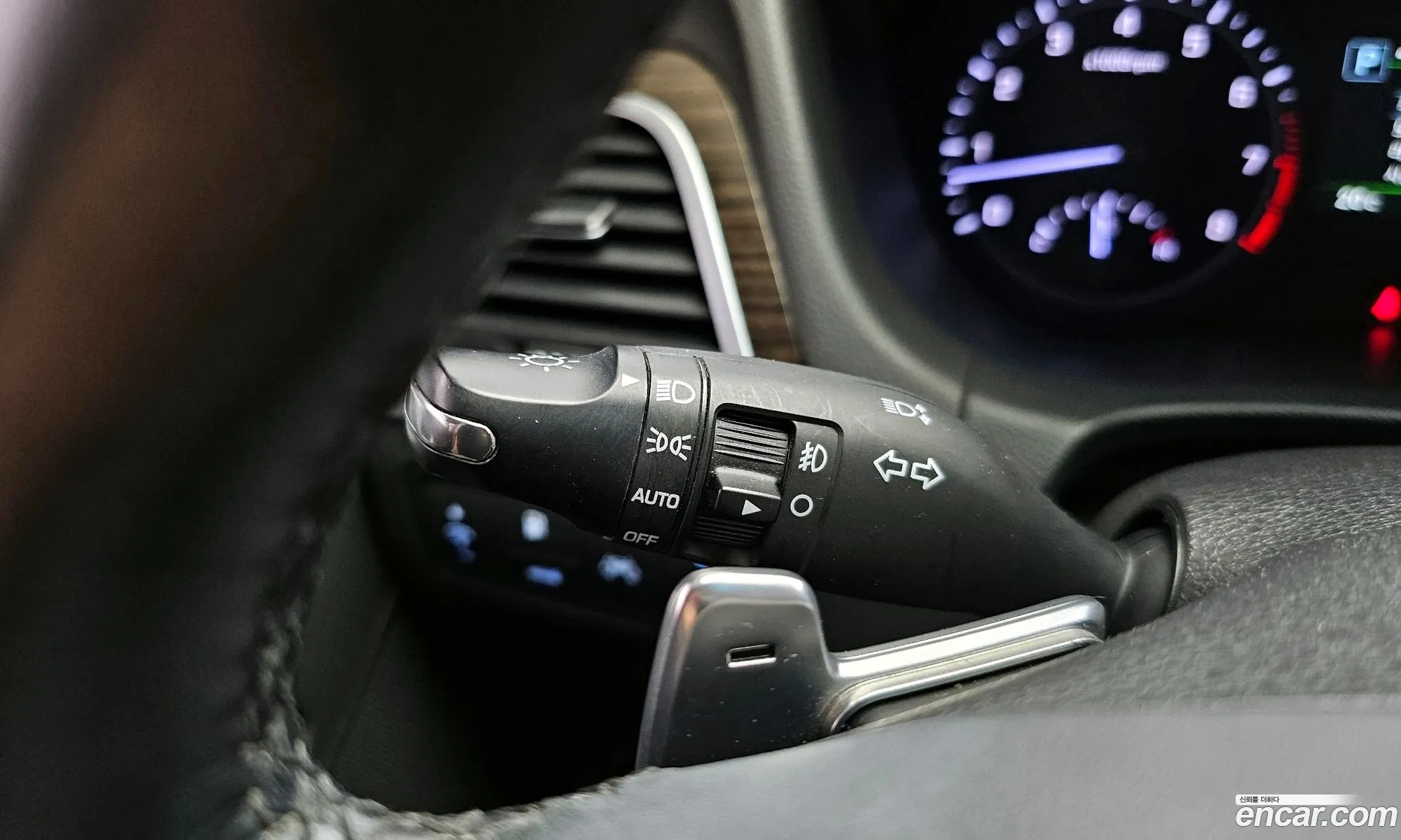 Genesis G80 2017 — 13