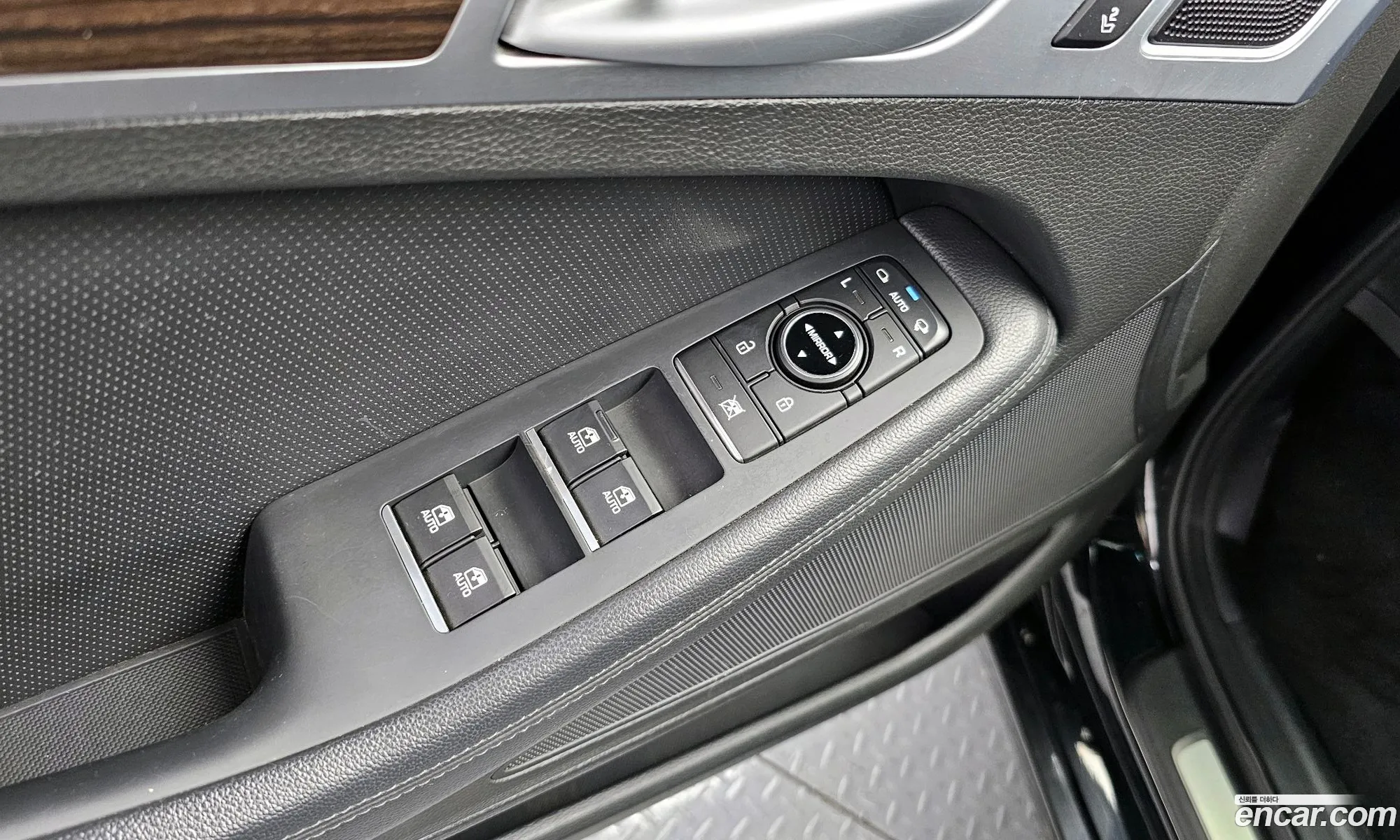 Genesis G80 2017 — 4