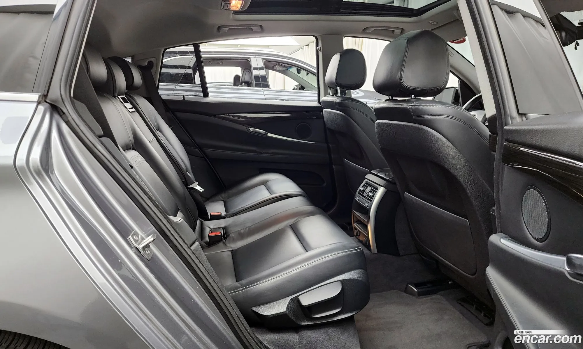BMW 5 Series GT 2014 WBA5N2104FD497876 — 4