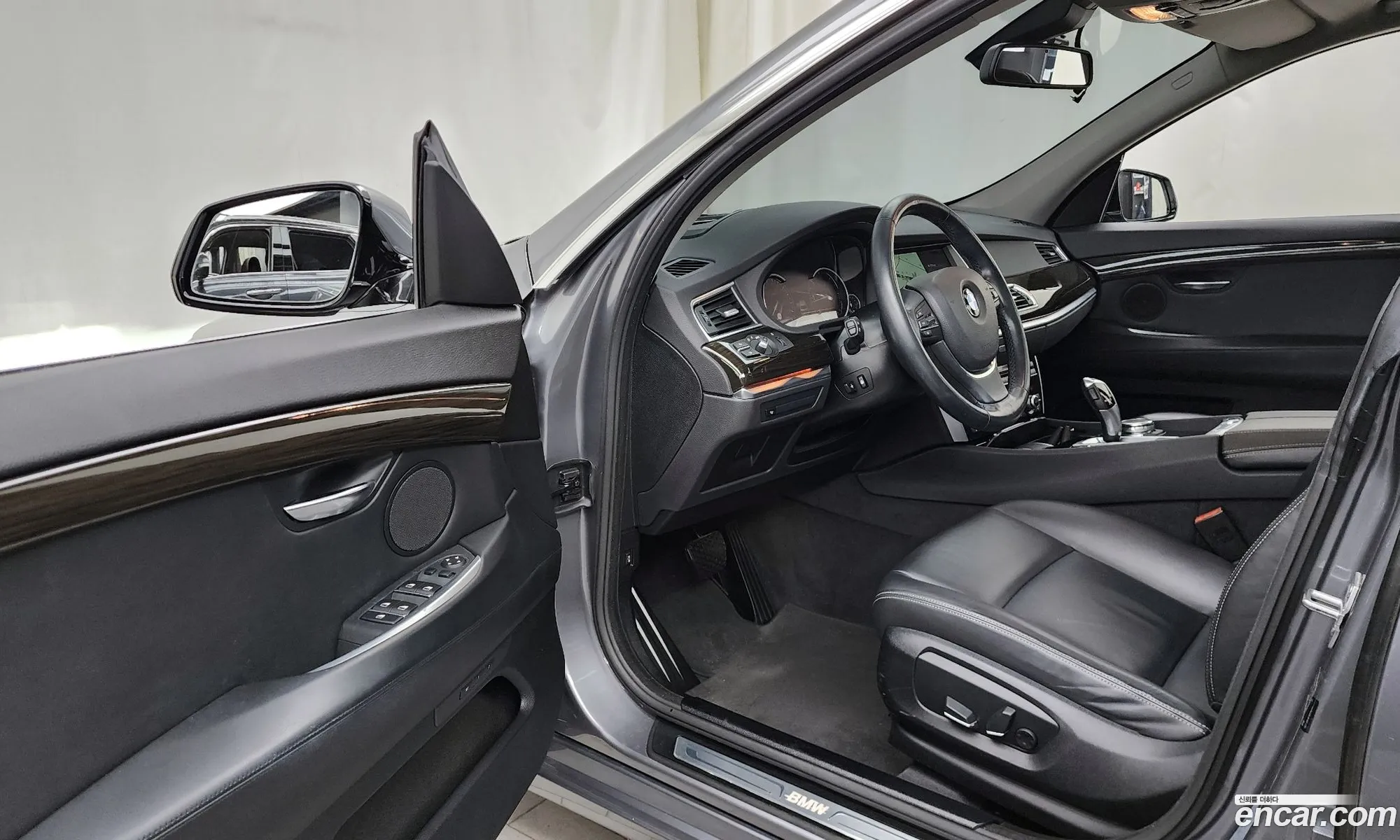 BMW 5 Series GT 2014 WBA5N2104FD497876 — 14