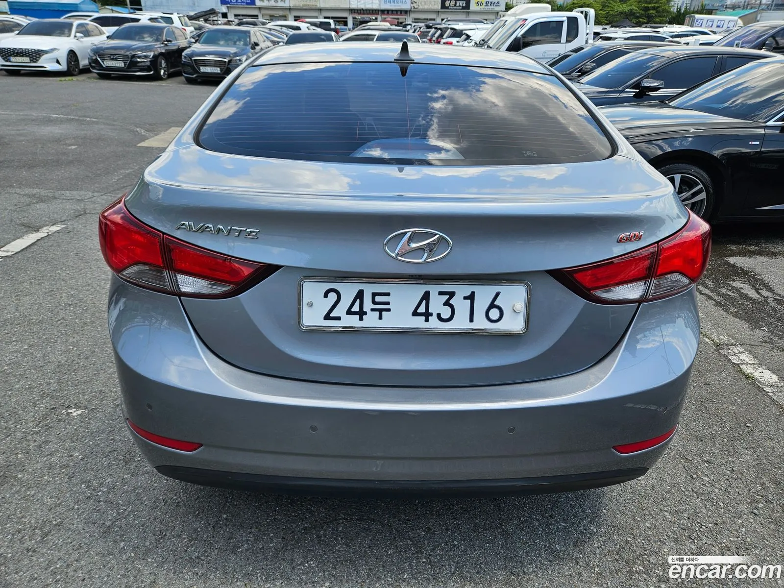 Hyundai Elantra 2015 — 3