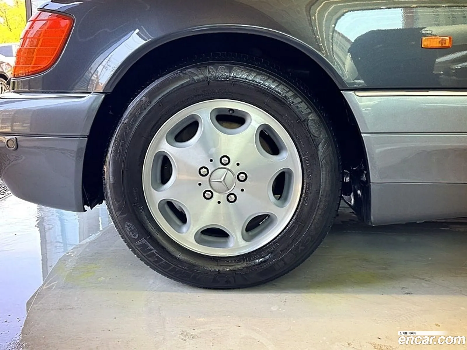 Mercedes-Benz S-Class 1995 — 11