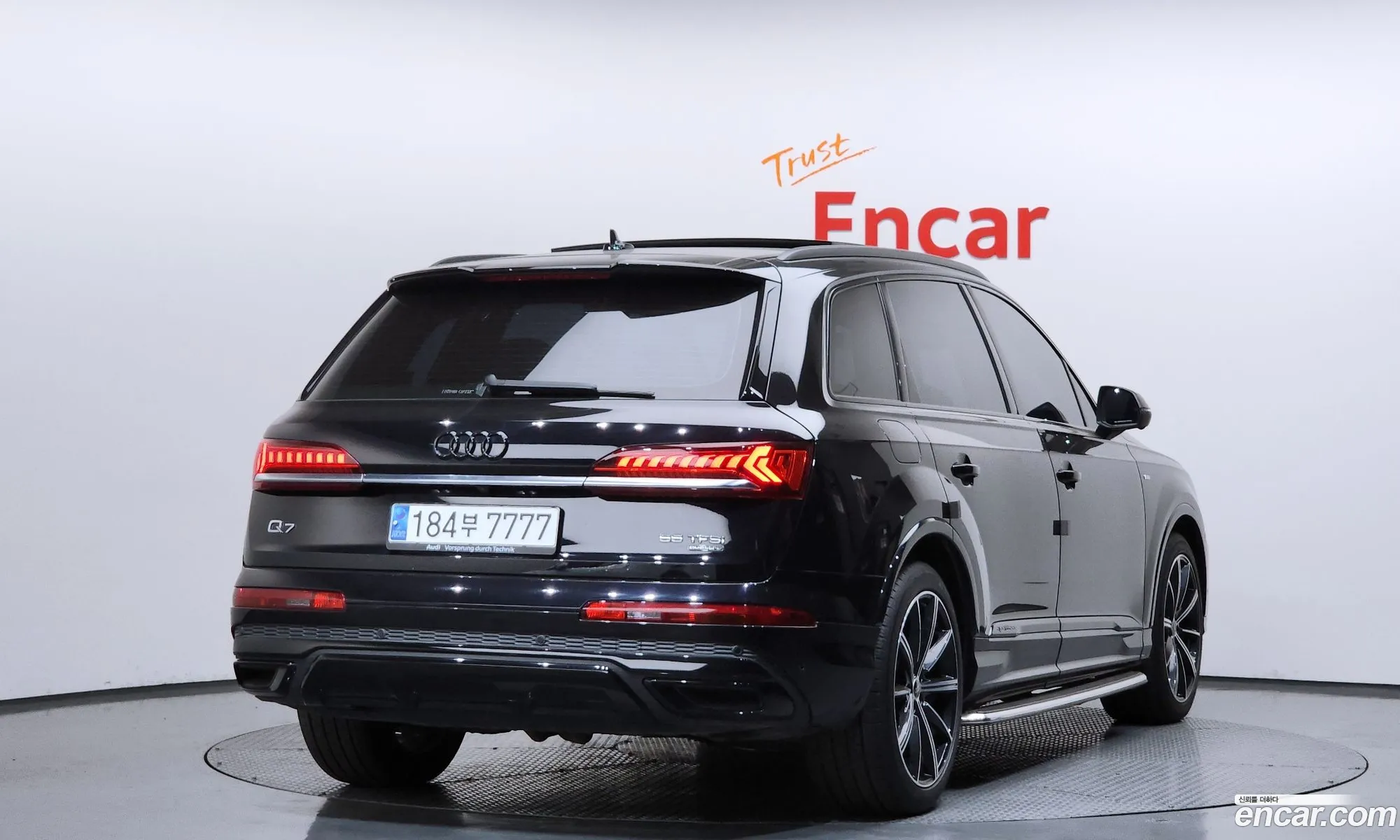 Audi Q7 2021 — 7