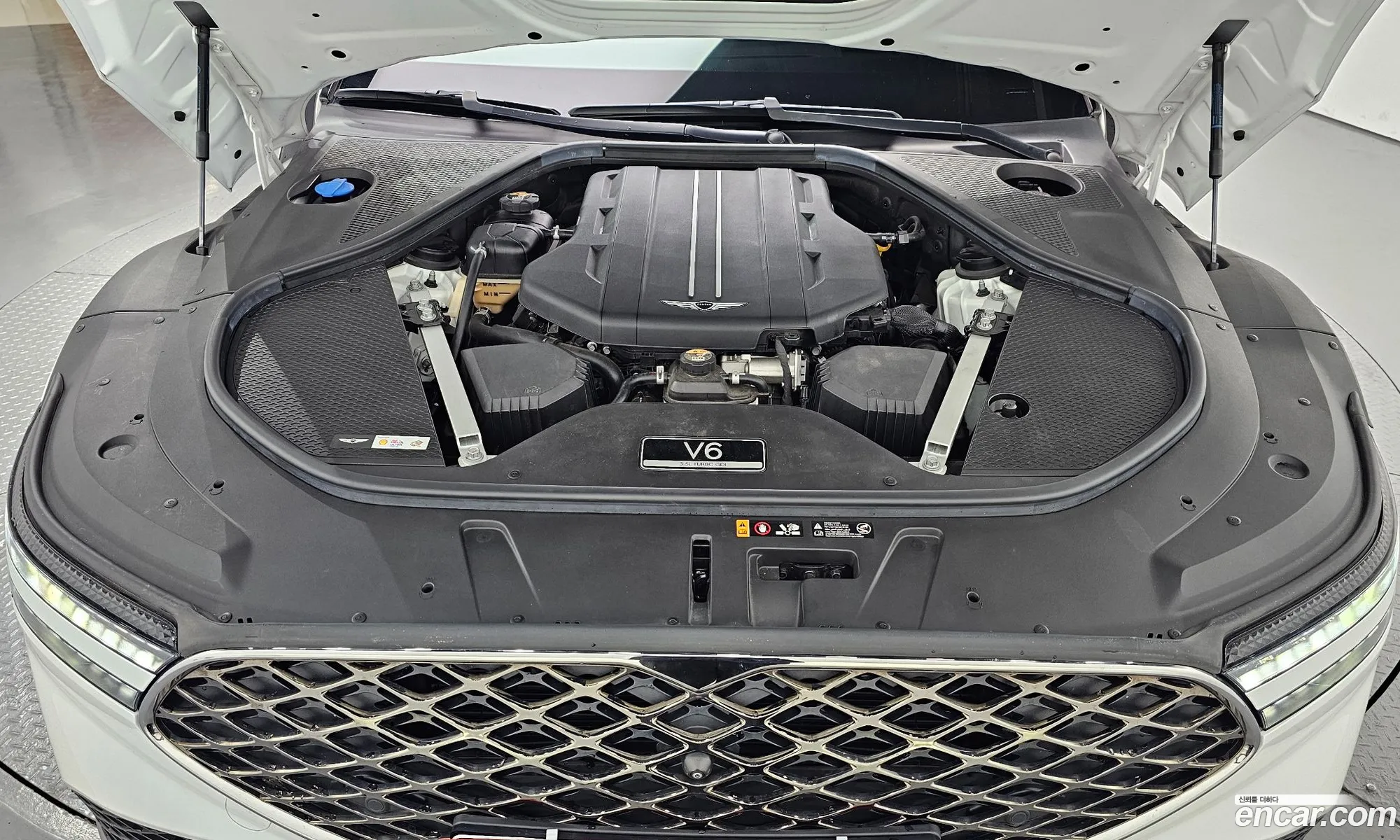 Genesis G90 2022 — 2