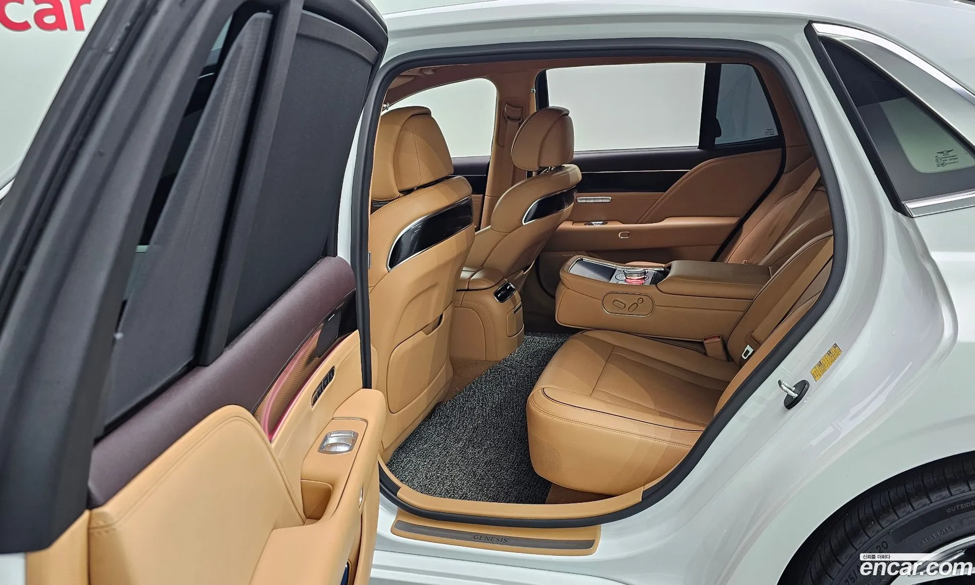Genesis G90 2022 — 16