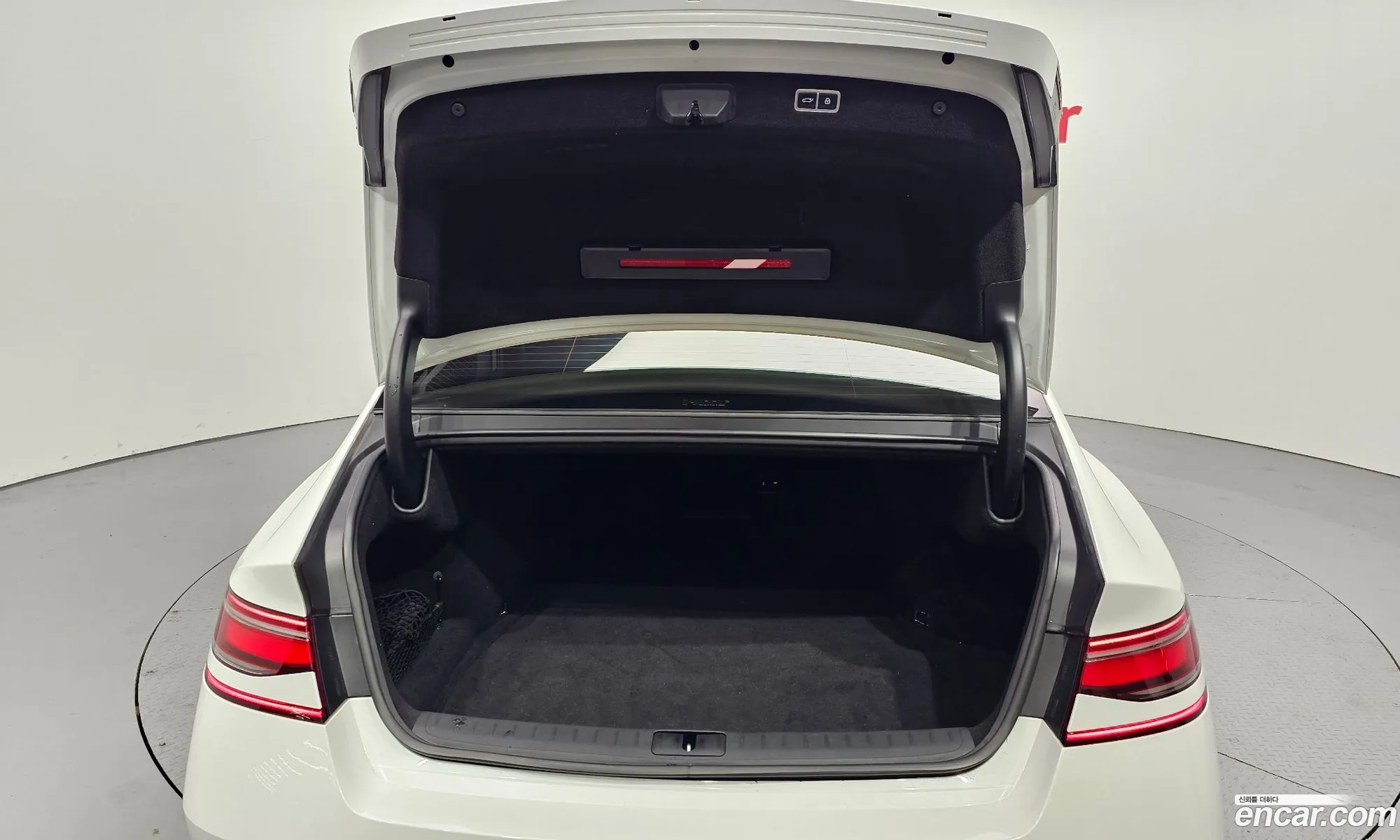 Genesis G90 2022 — 8