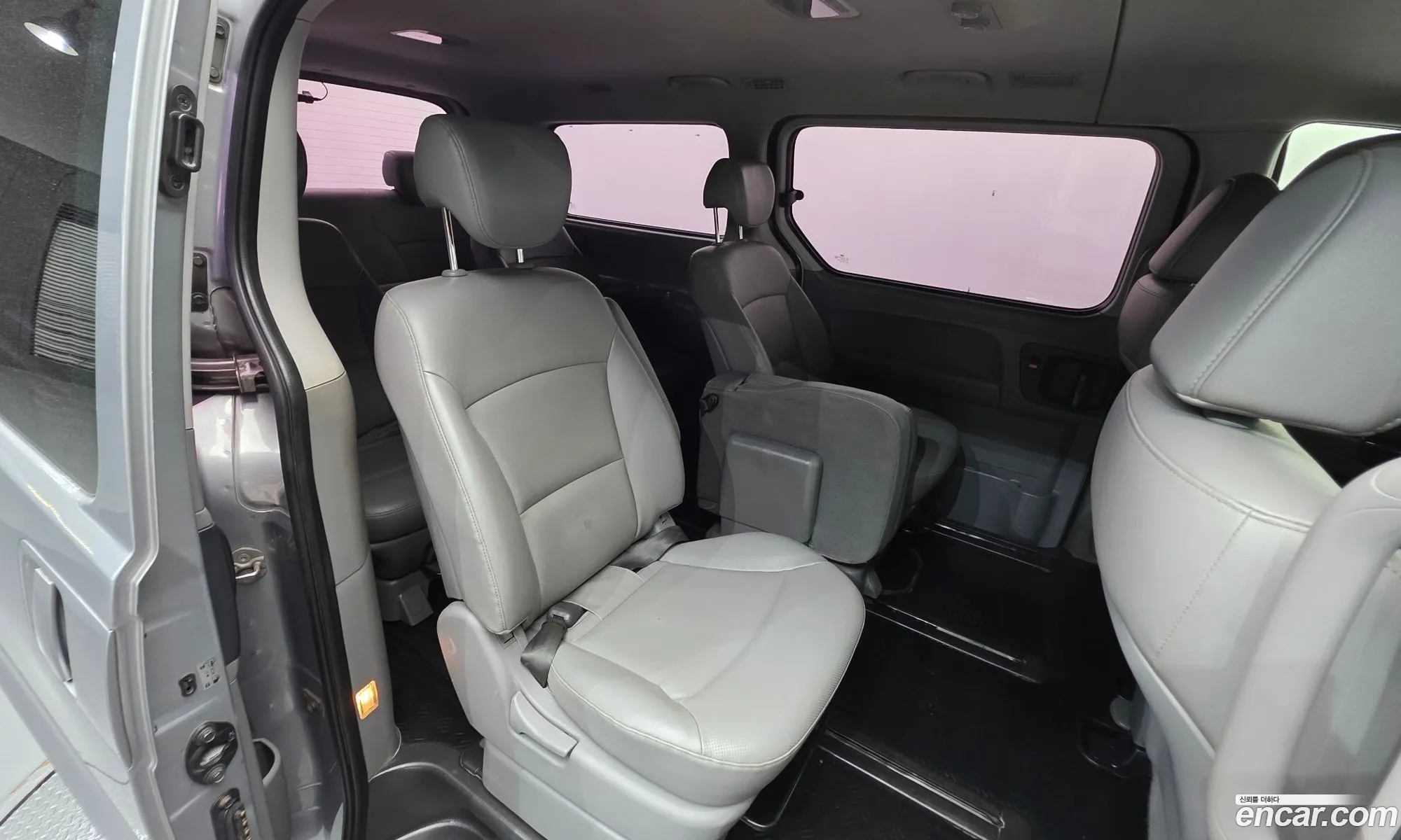 Hyundai Grand Starex 2017 — 17
