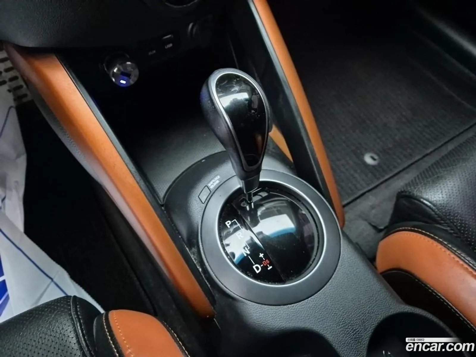 Hyundai Veloster 2015 — 16