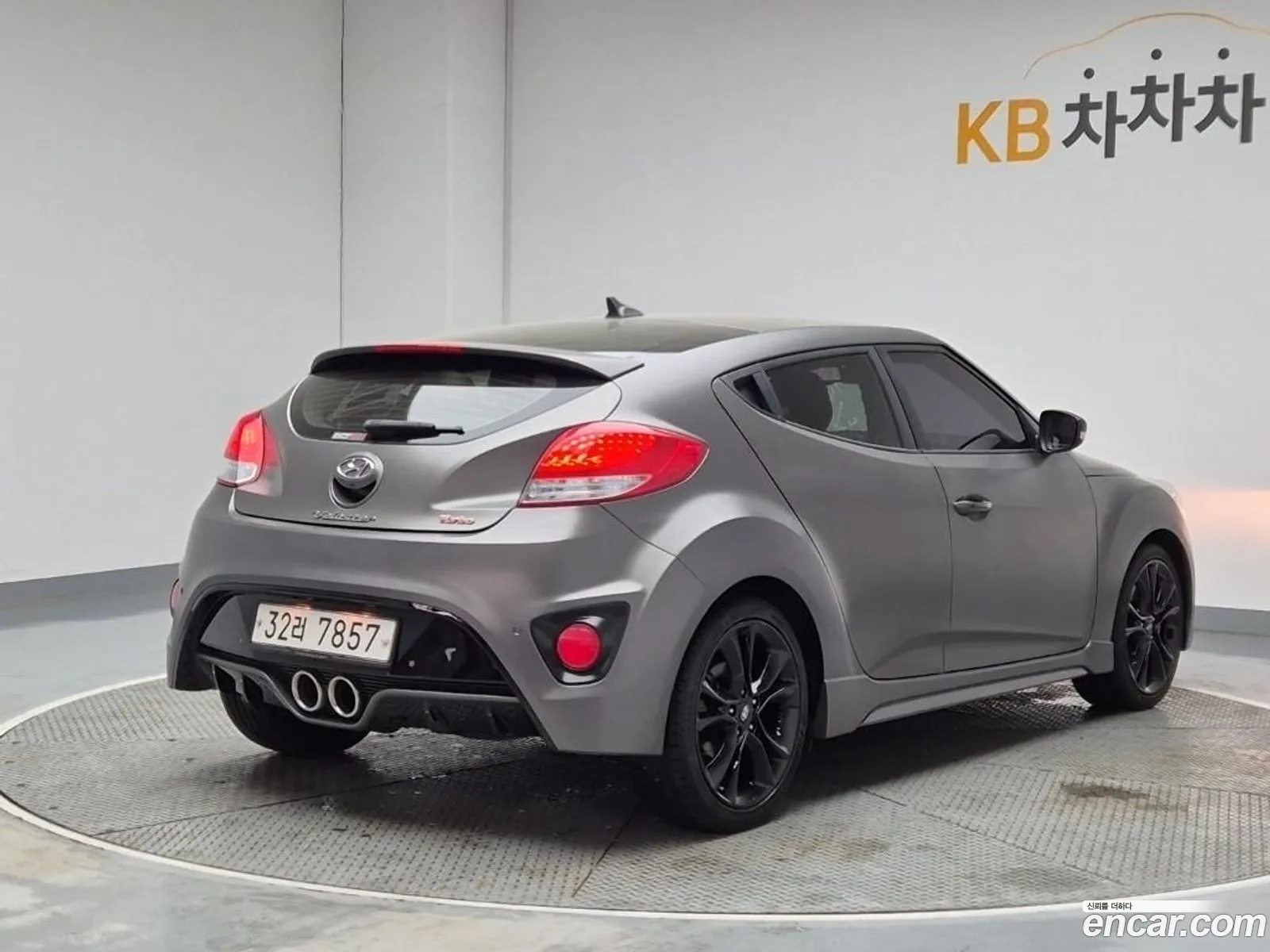 Hyundai Veloster 2015 — 14