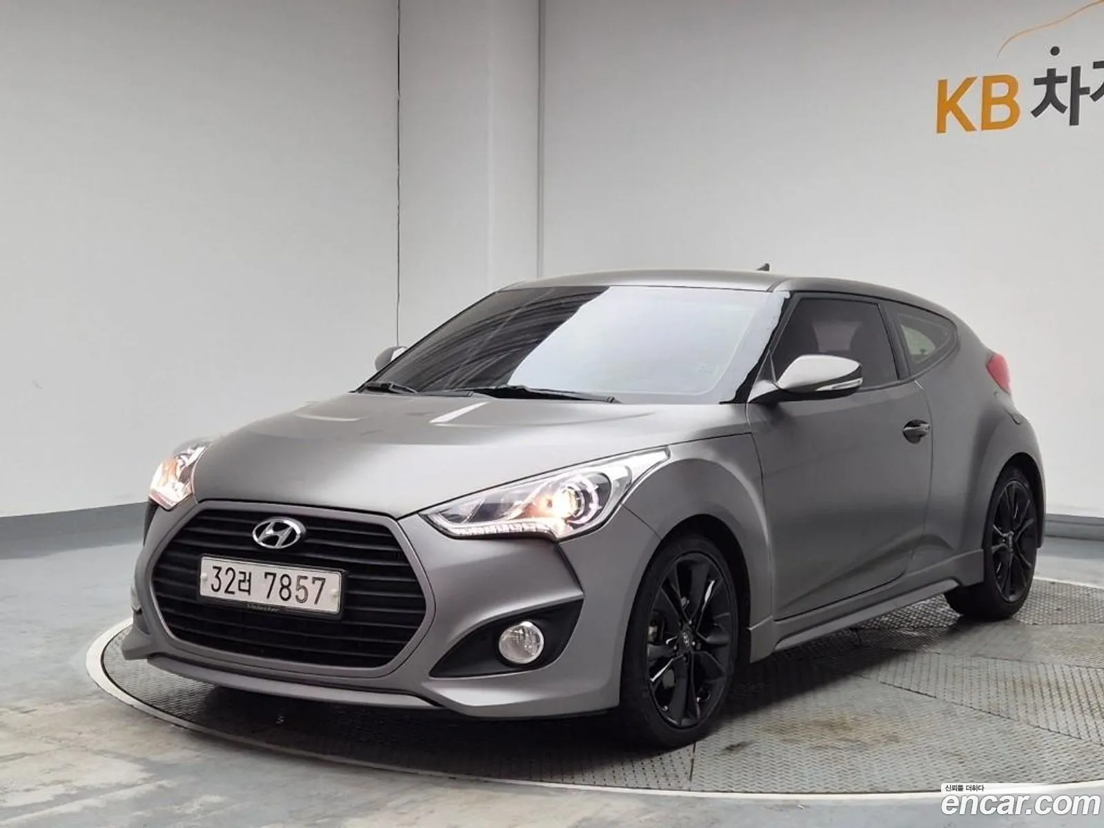 Hyundai Veloster 2015 — 15
