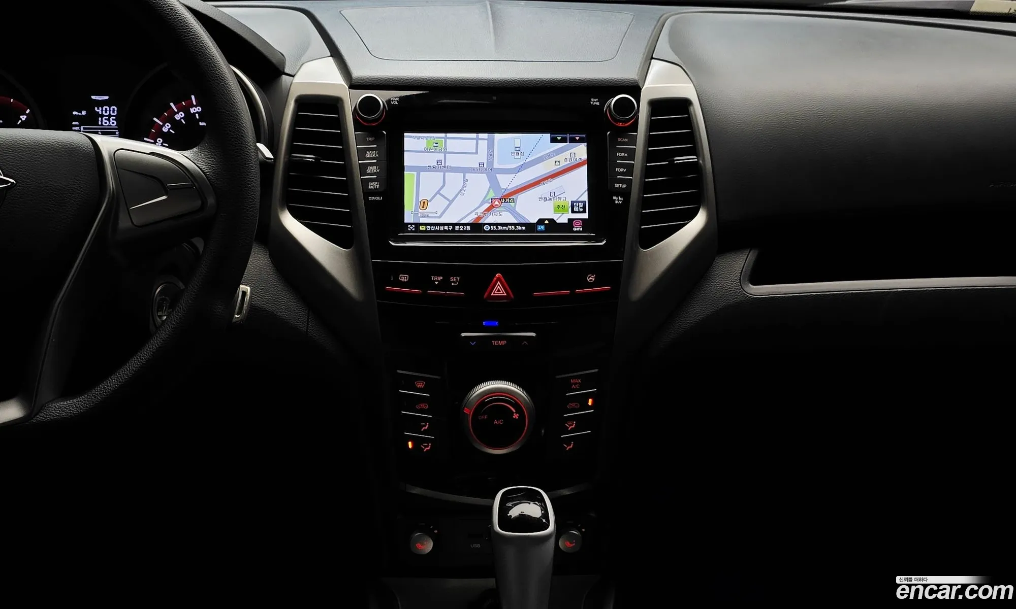 KG Mobility (SsangYong) Tivoli 2016 — 14