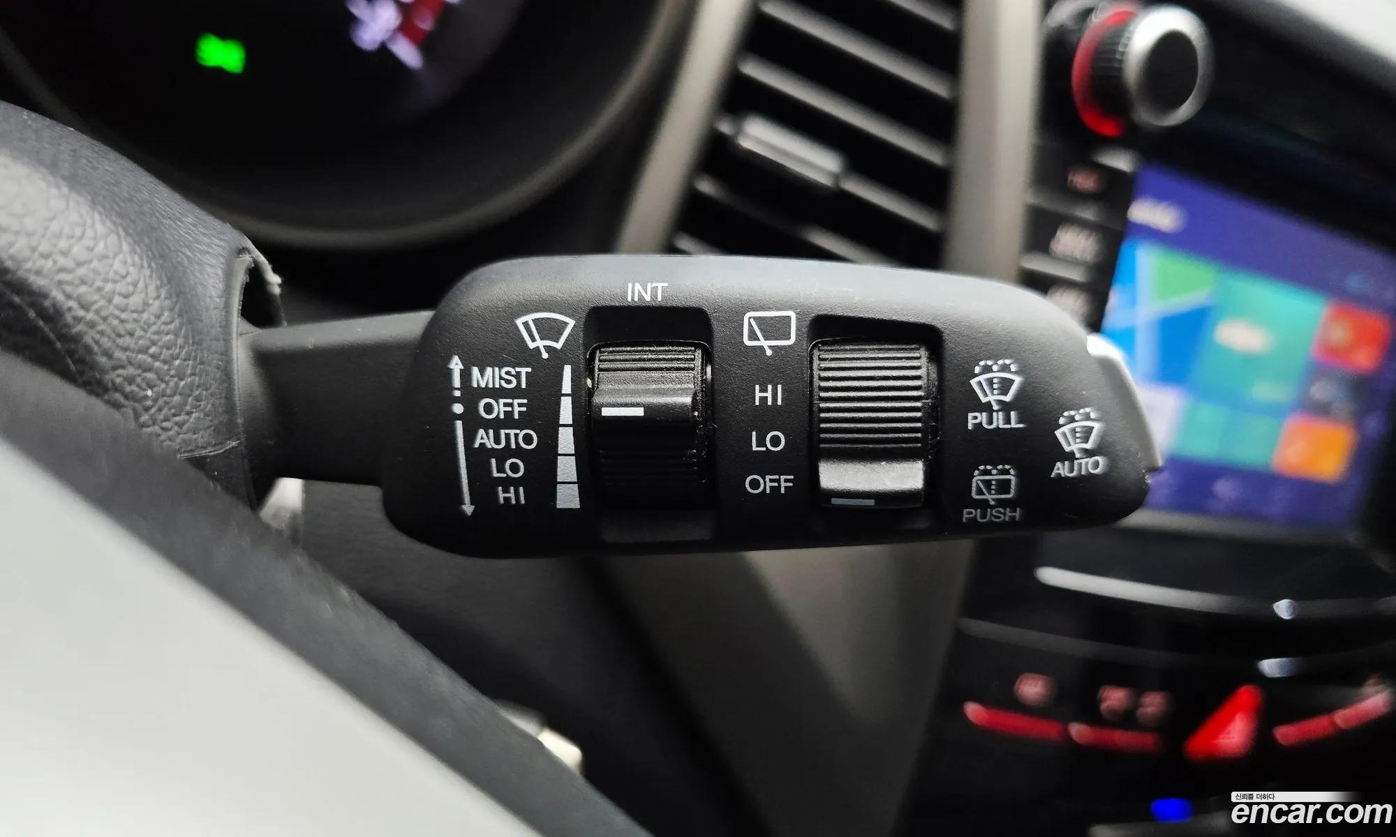 KG Mobility (SsangYong) Tivoli 2016 — 30