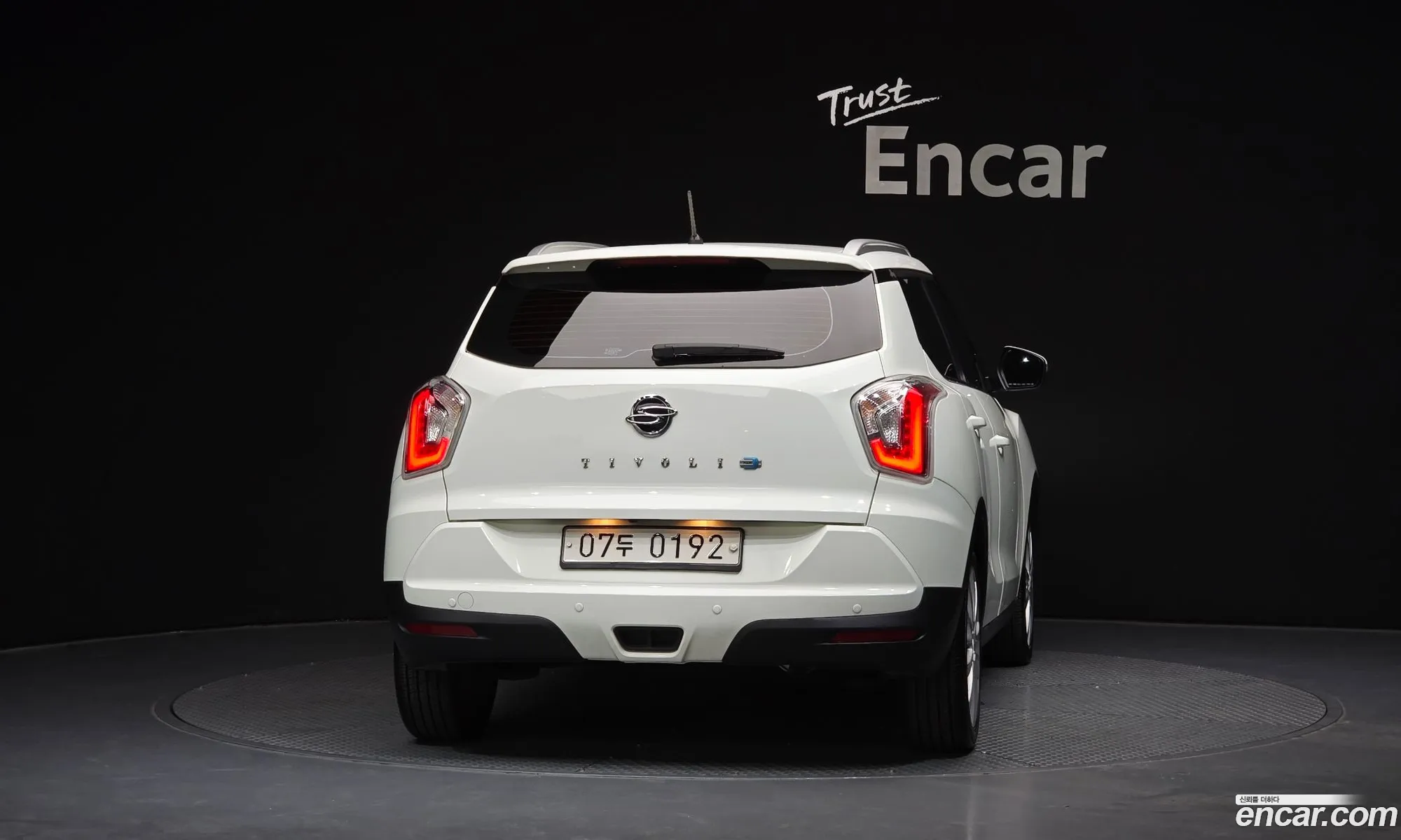 KG Mobility (SsangYong) Tivoli 2016 — 23