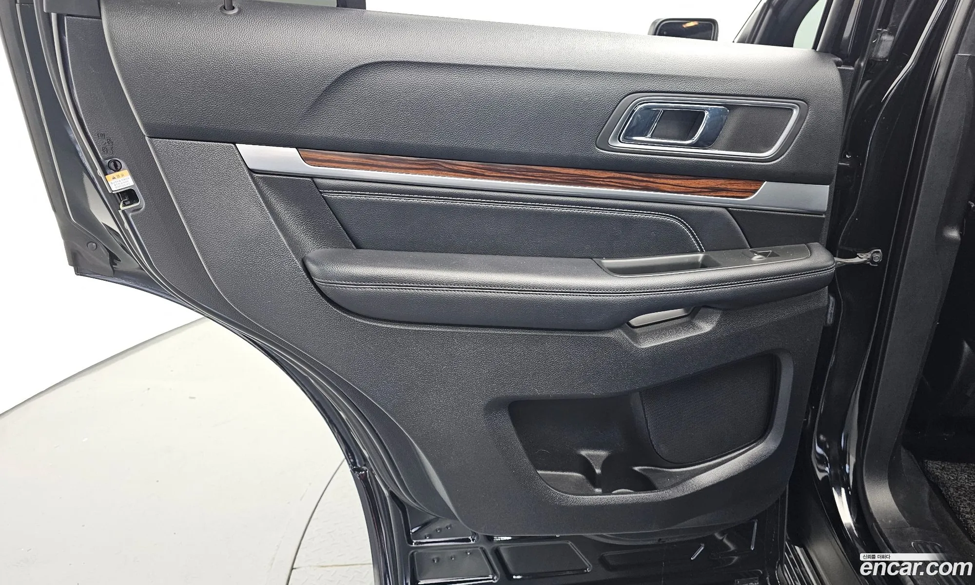Ford Explorer 2017 1FM5K8FH5HGE05491 — 33