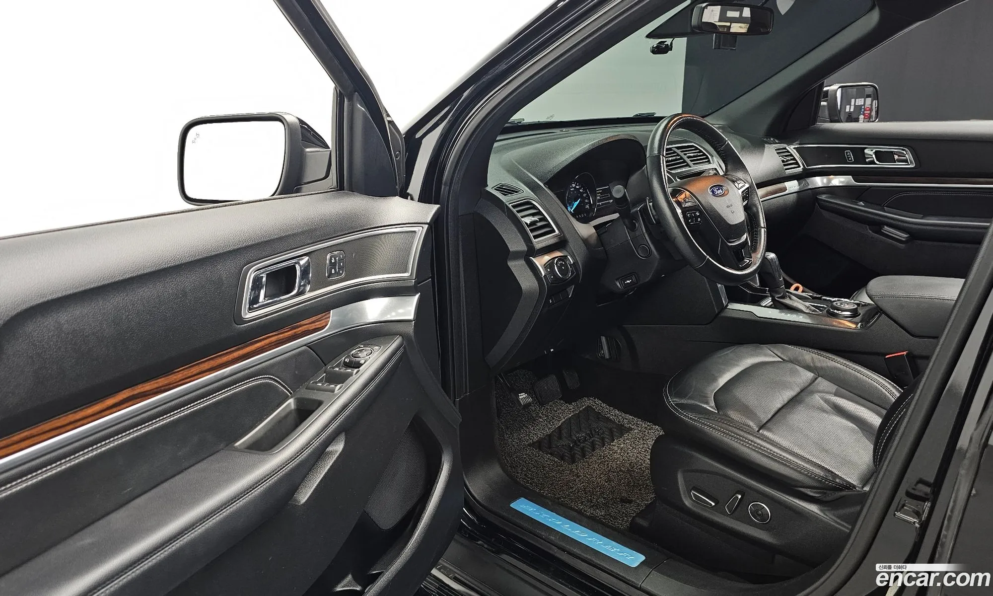 Ford Explorer 2017 1FM5K8FH5HGE05491 — 12