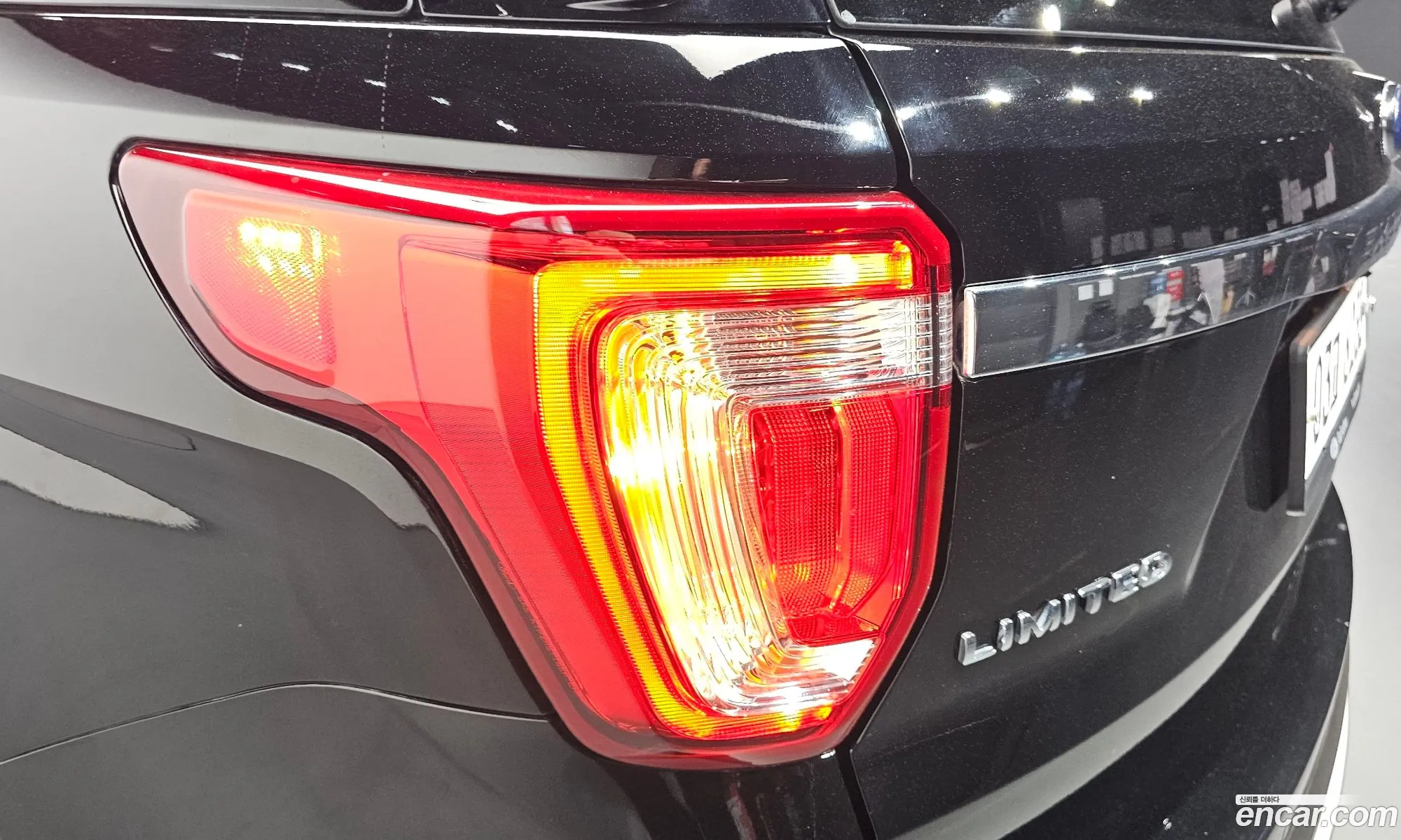 Ford Explorer 2017 1FM5K8FH5HGE05491 — 2