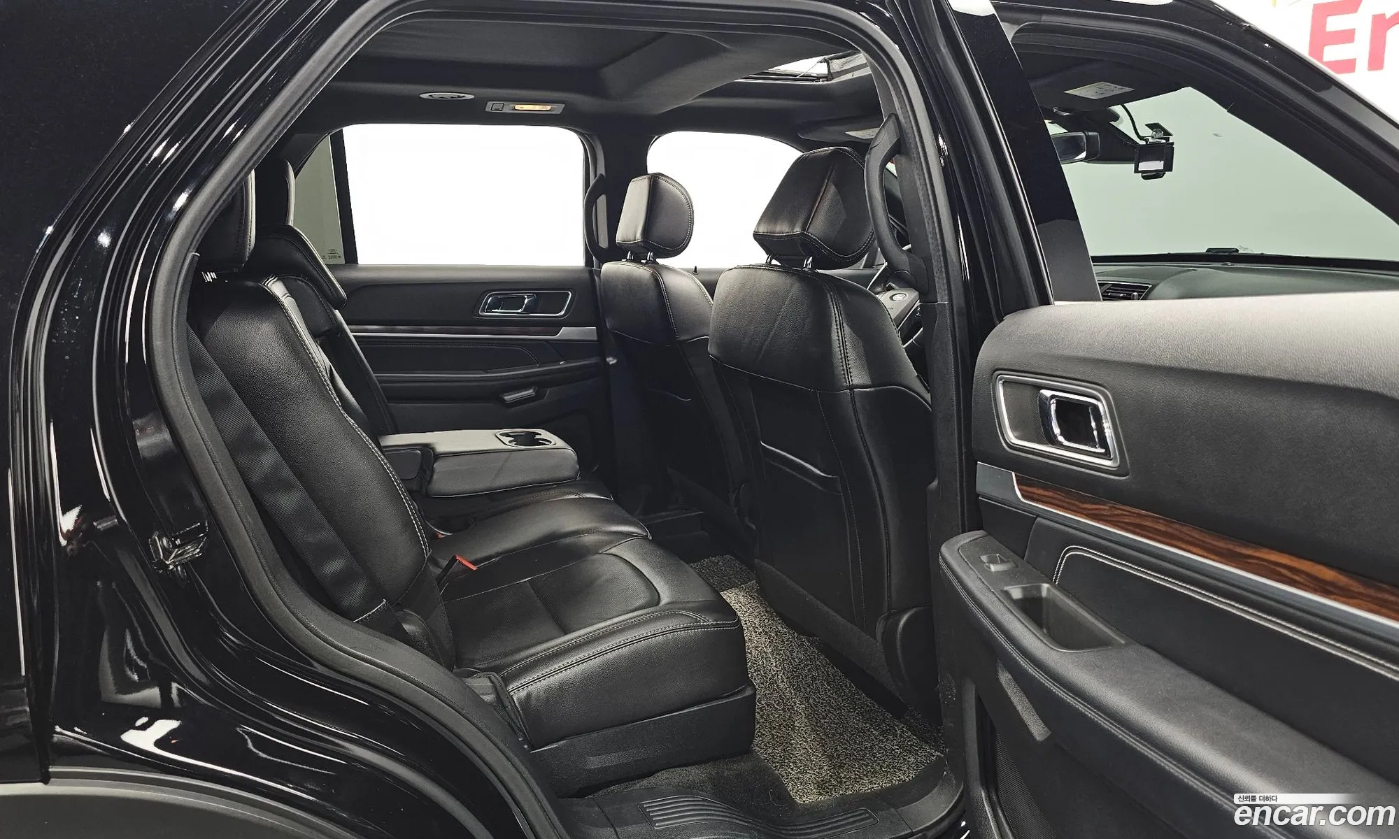 Ford Explorer 2017 1FM5K8FH5HGE05491 — 9