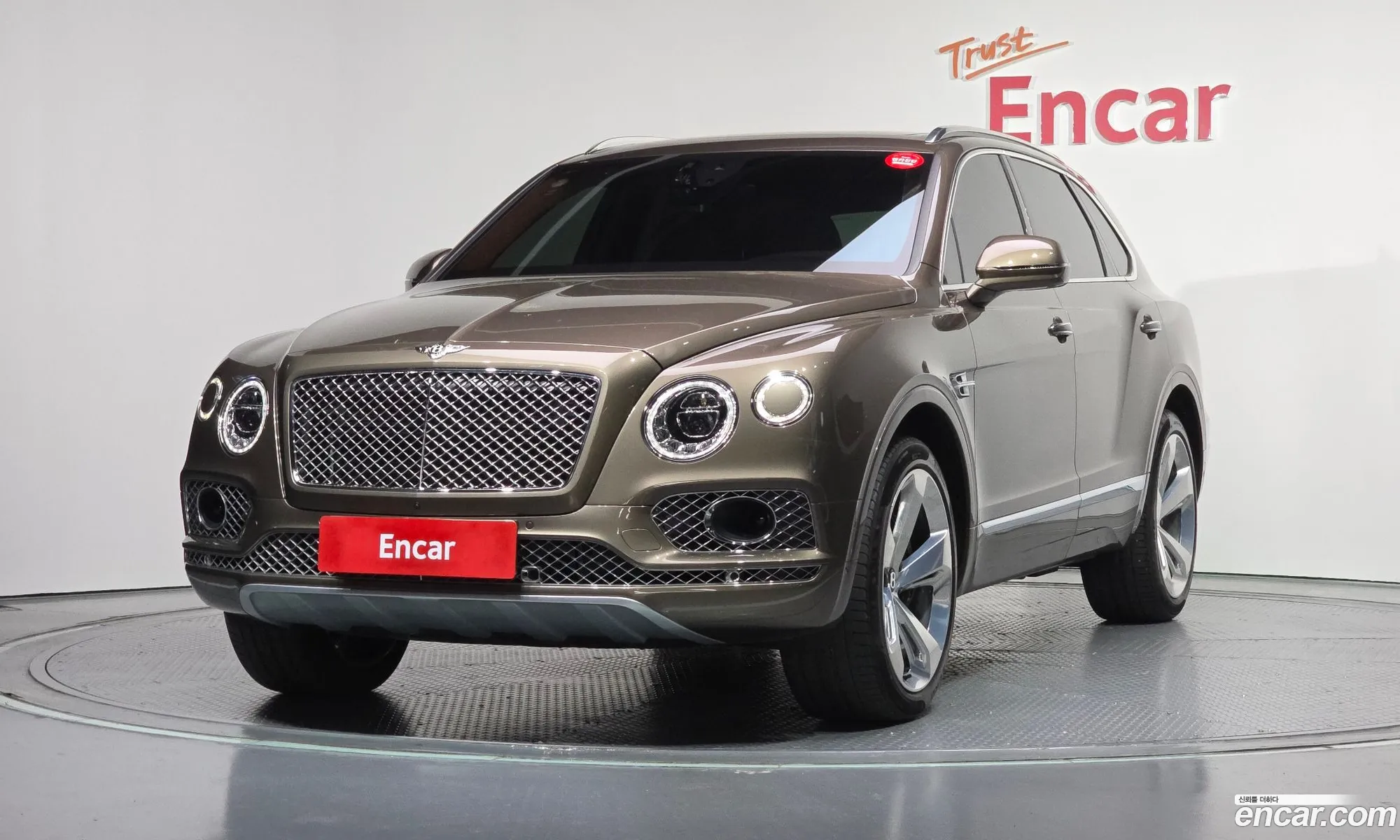 Bentley Bentayga 2017 — 6