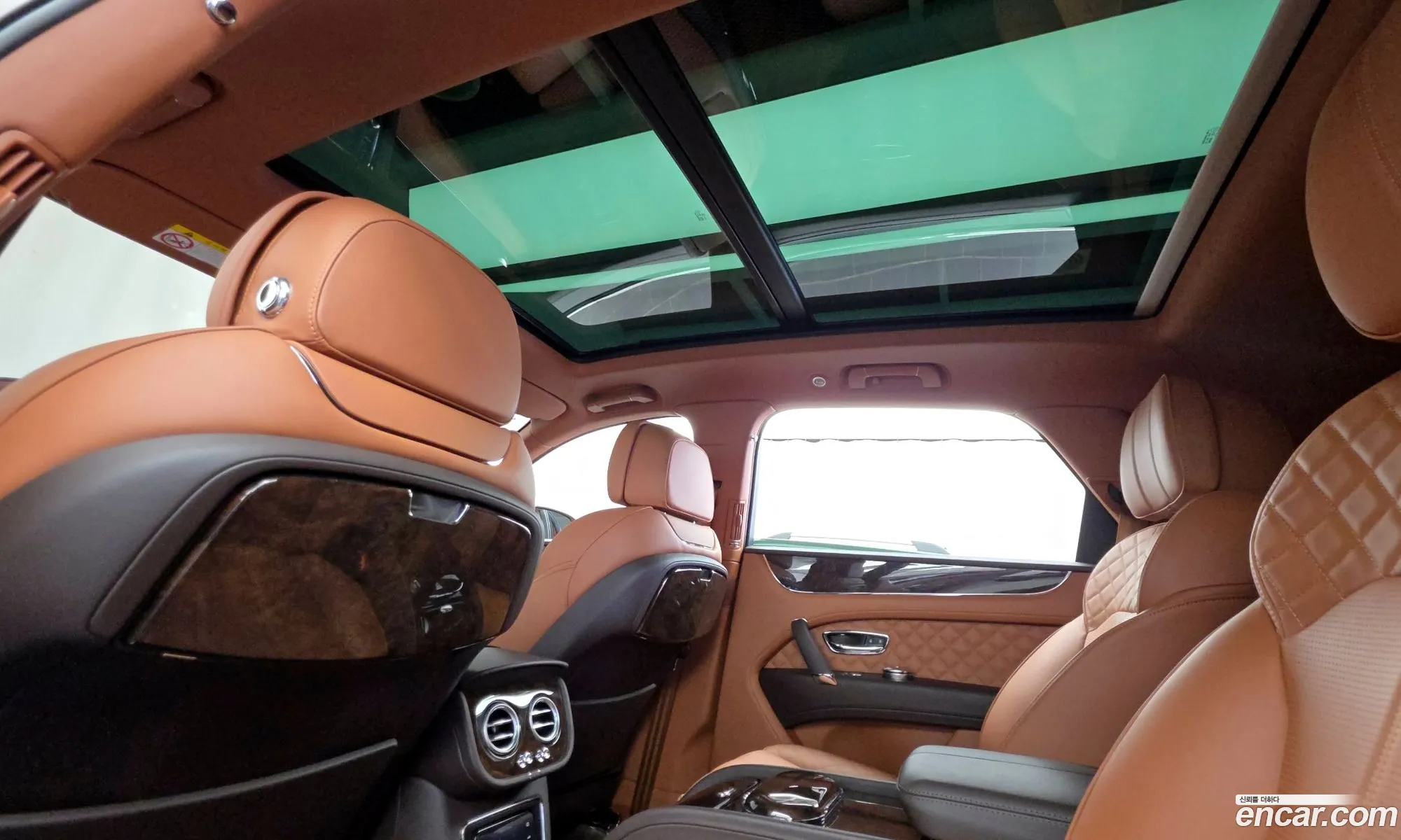 Bentley Bentayga 2017 — 4