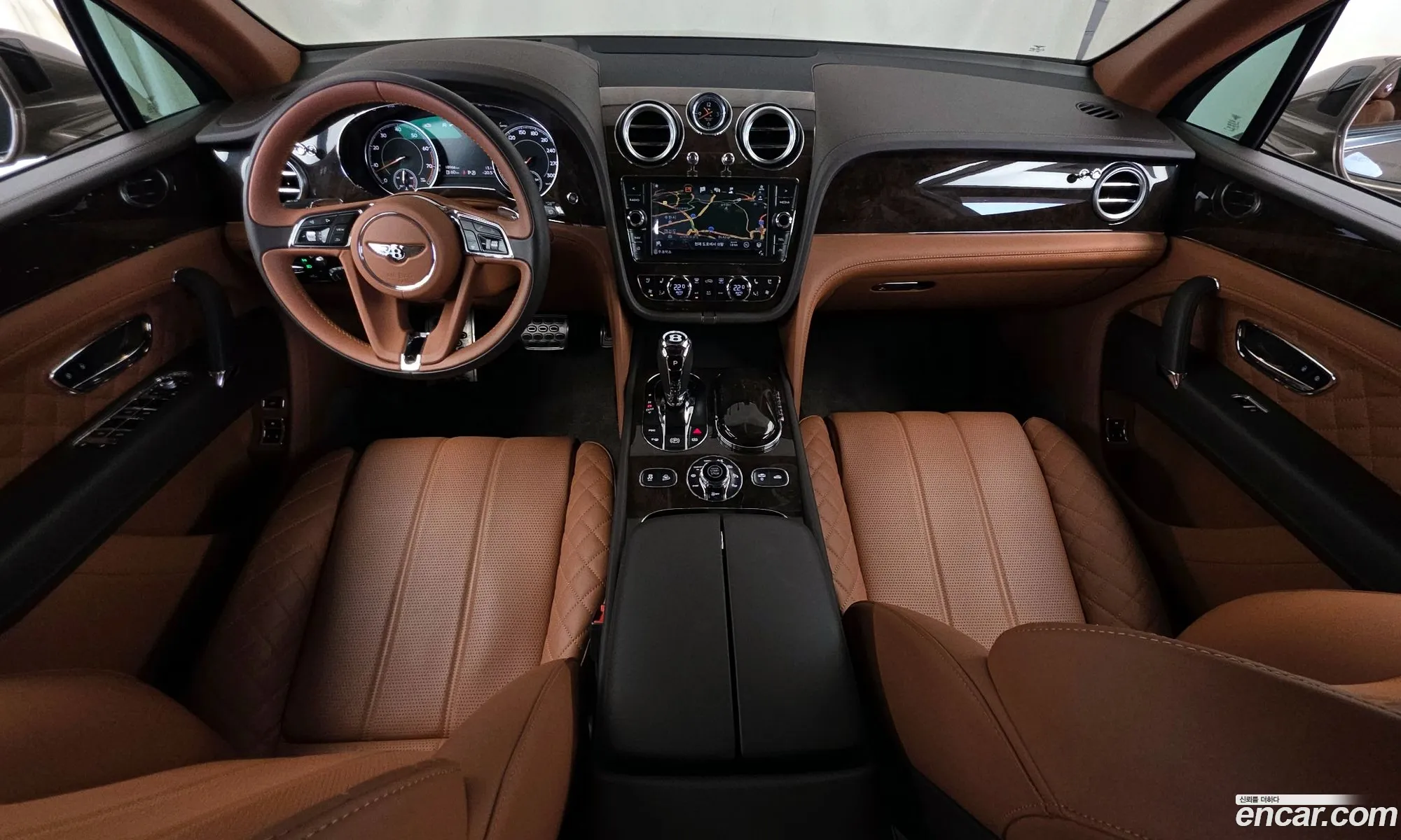 Bentley Bentayga 2017 — 11
