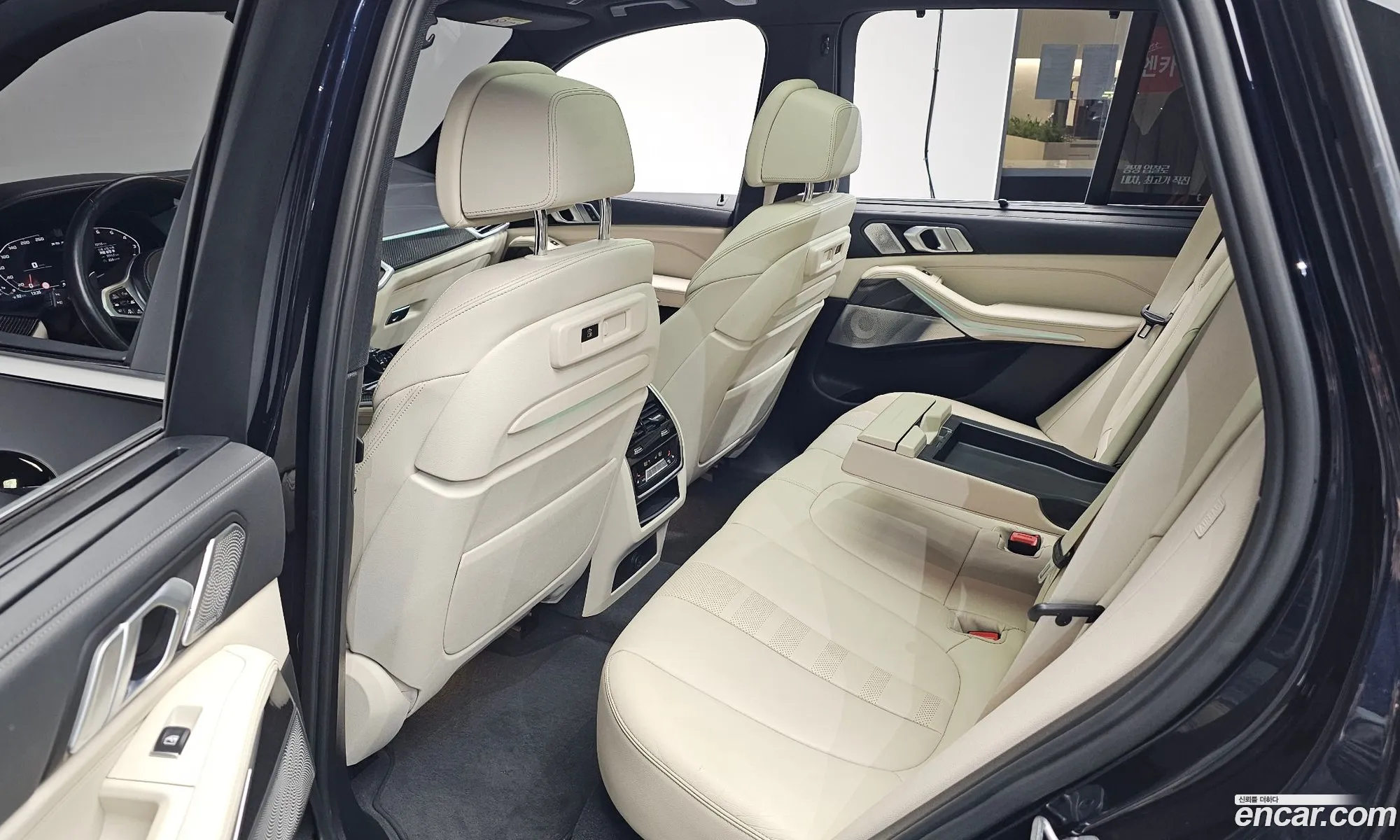 BMW X5 2022 WBAJU4108N9K87134 — 4