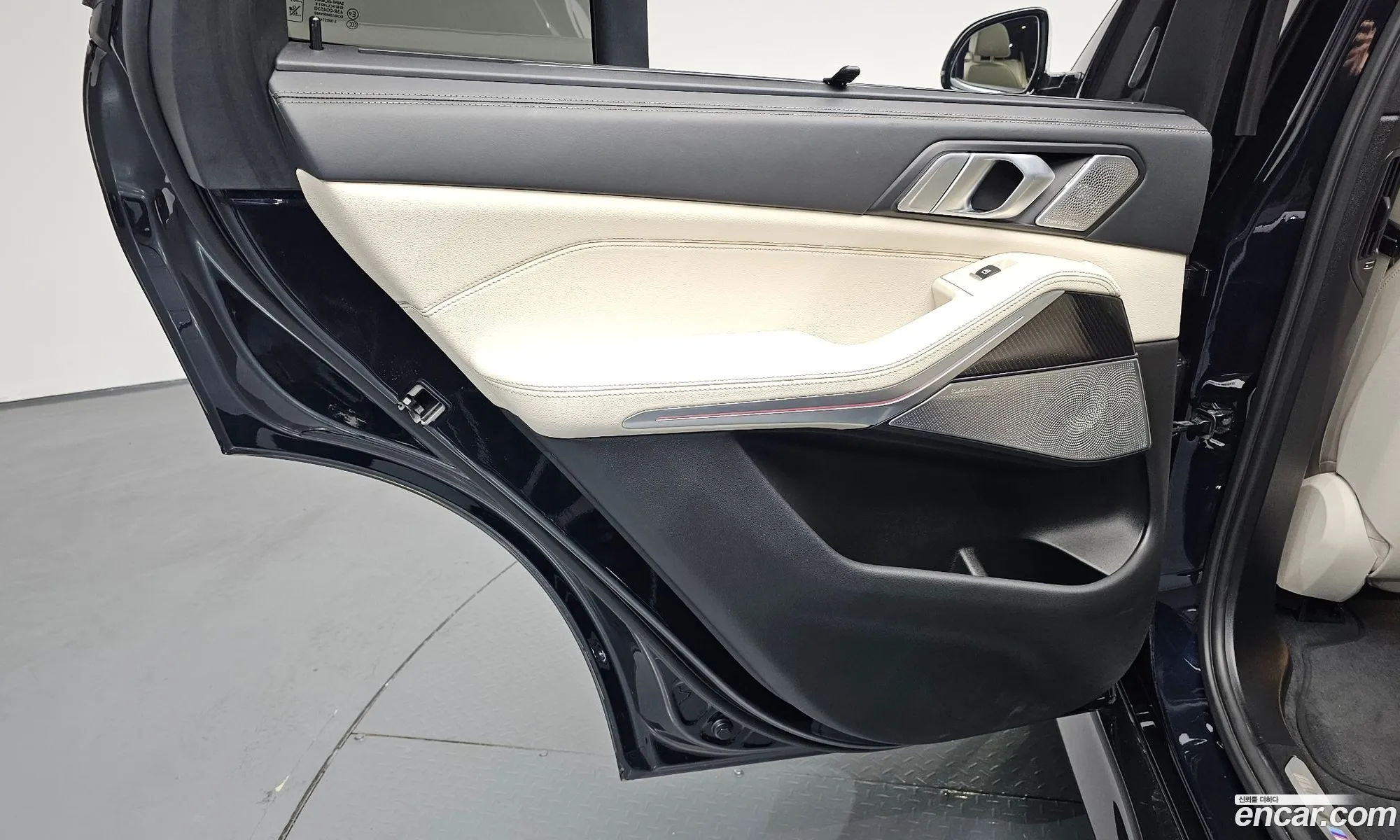 BMW X5 2022 WBAJU4108N9K87134 — 17