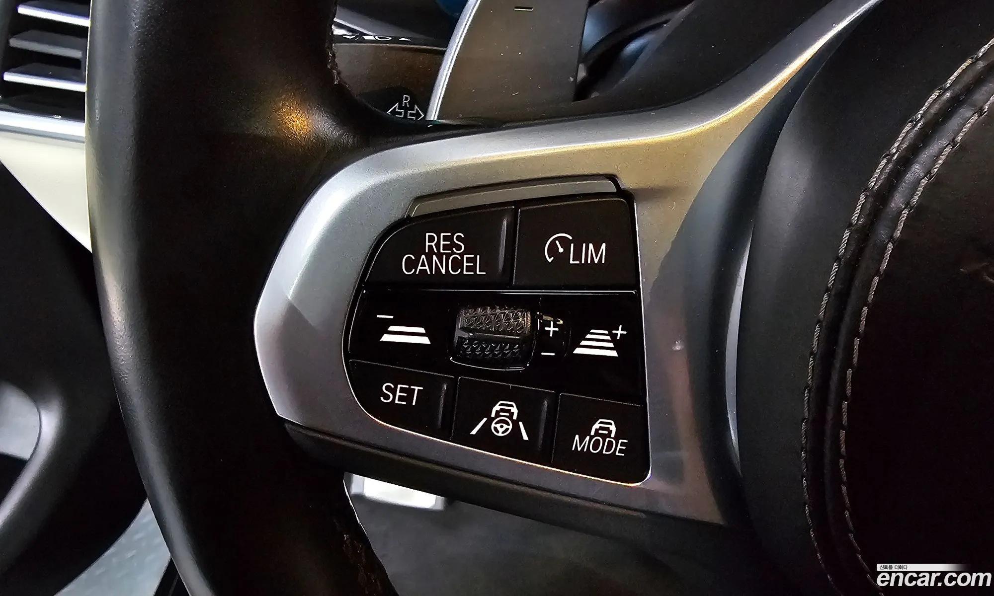 BMW X5 2022 WBAJU4108N9K87134 — 37