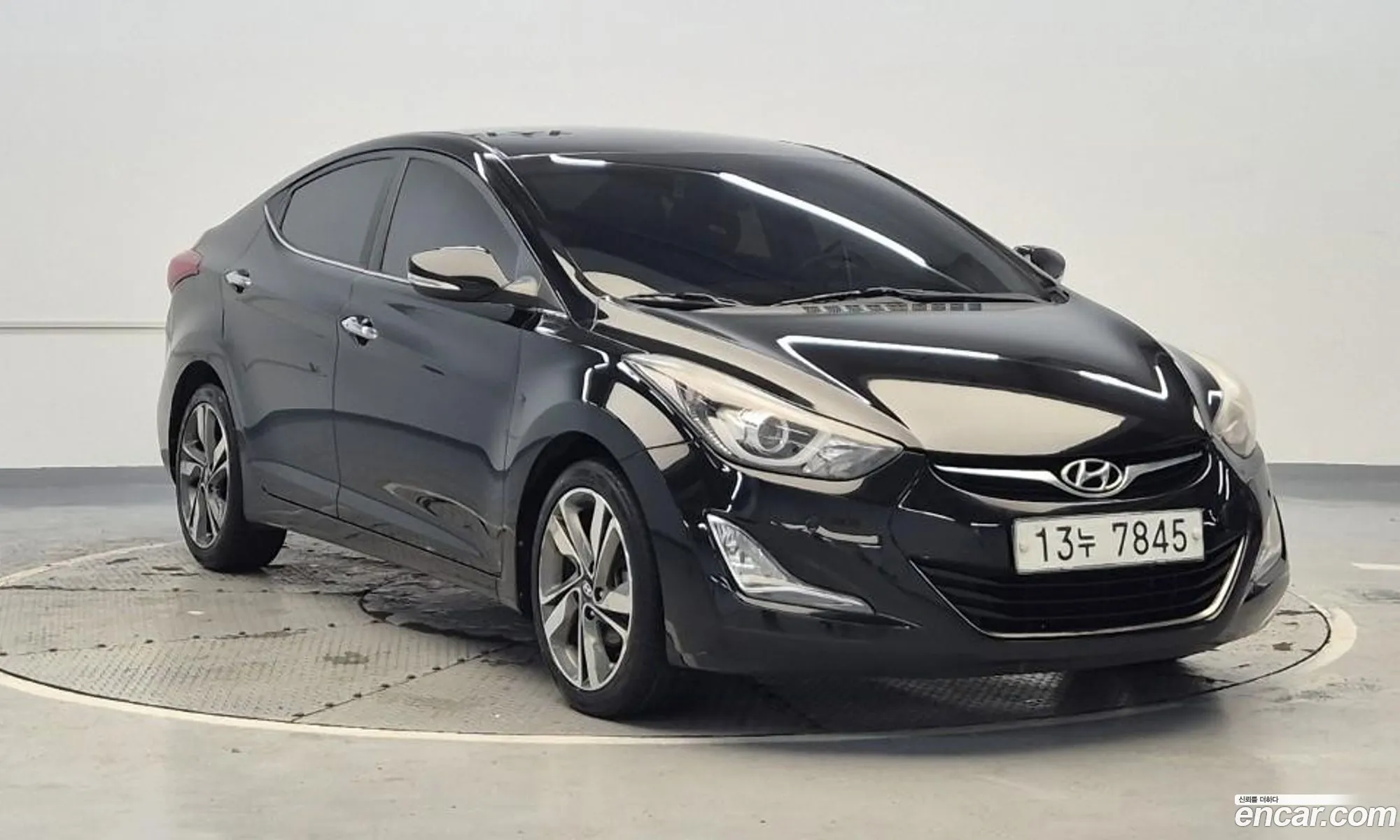 Hyundai Elantra 2014 — 17