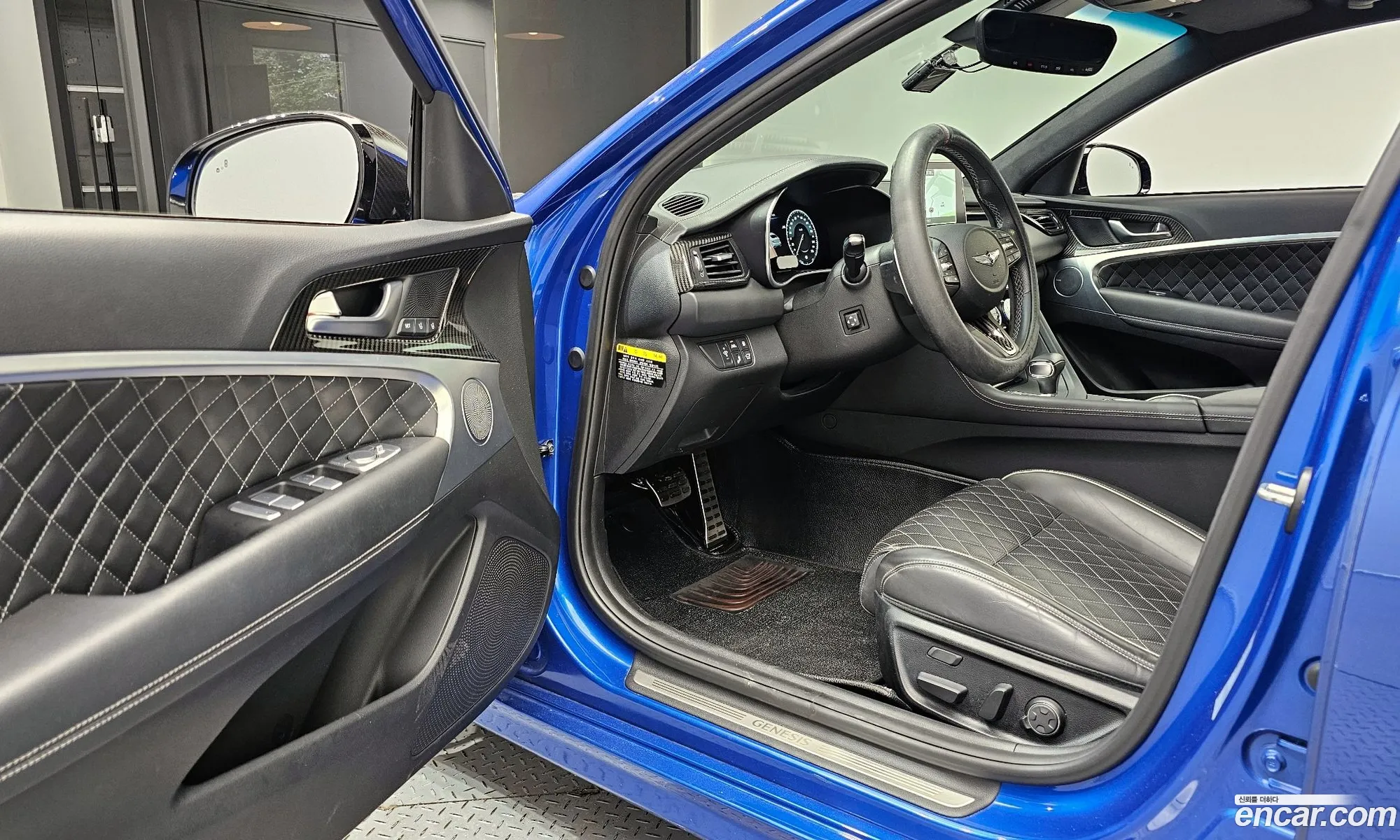 Genesis G70 2020 — 10