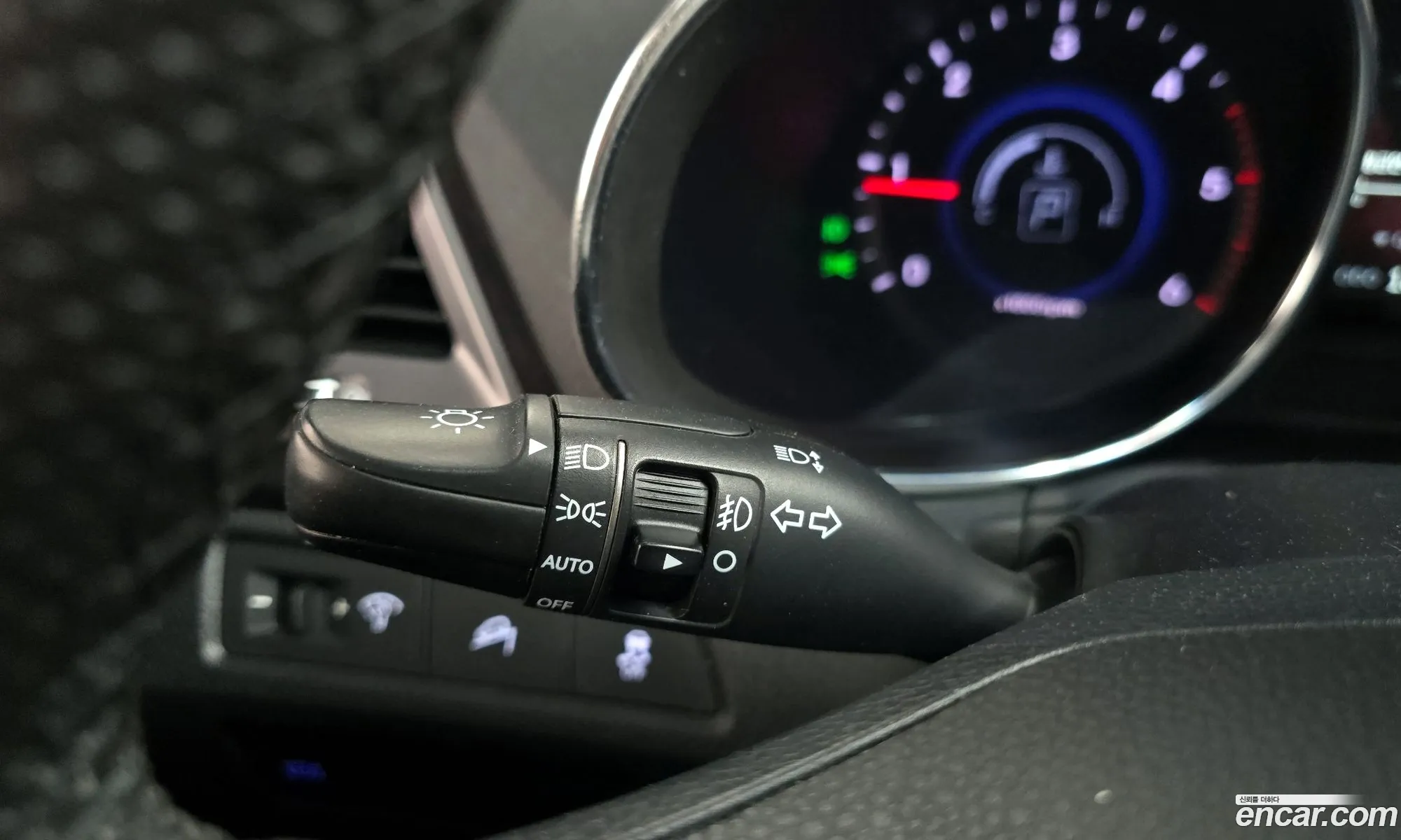 Hyundai Santa Fe DM 2014 — 24